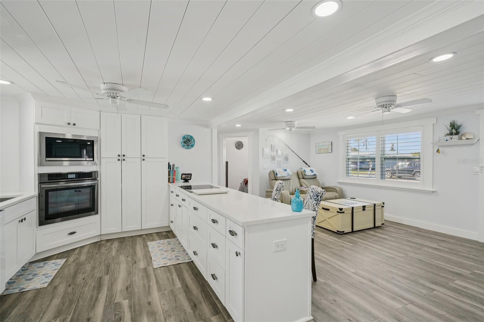 HUDSON BEACH ESTATES - Residential