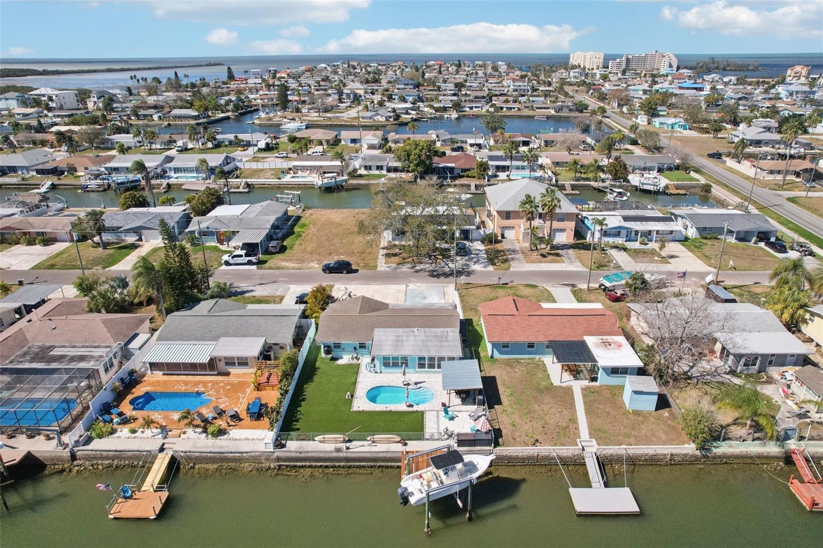 HUDSON BEACH ESTATES - Residential