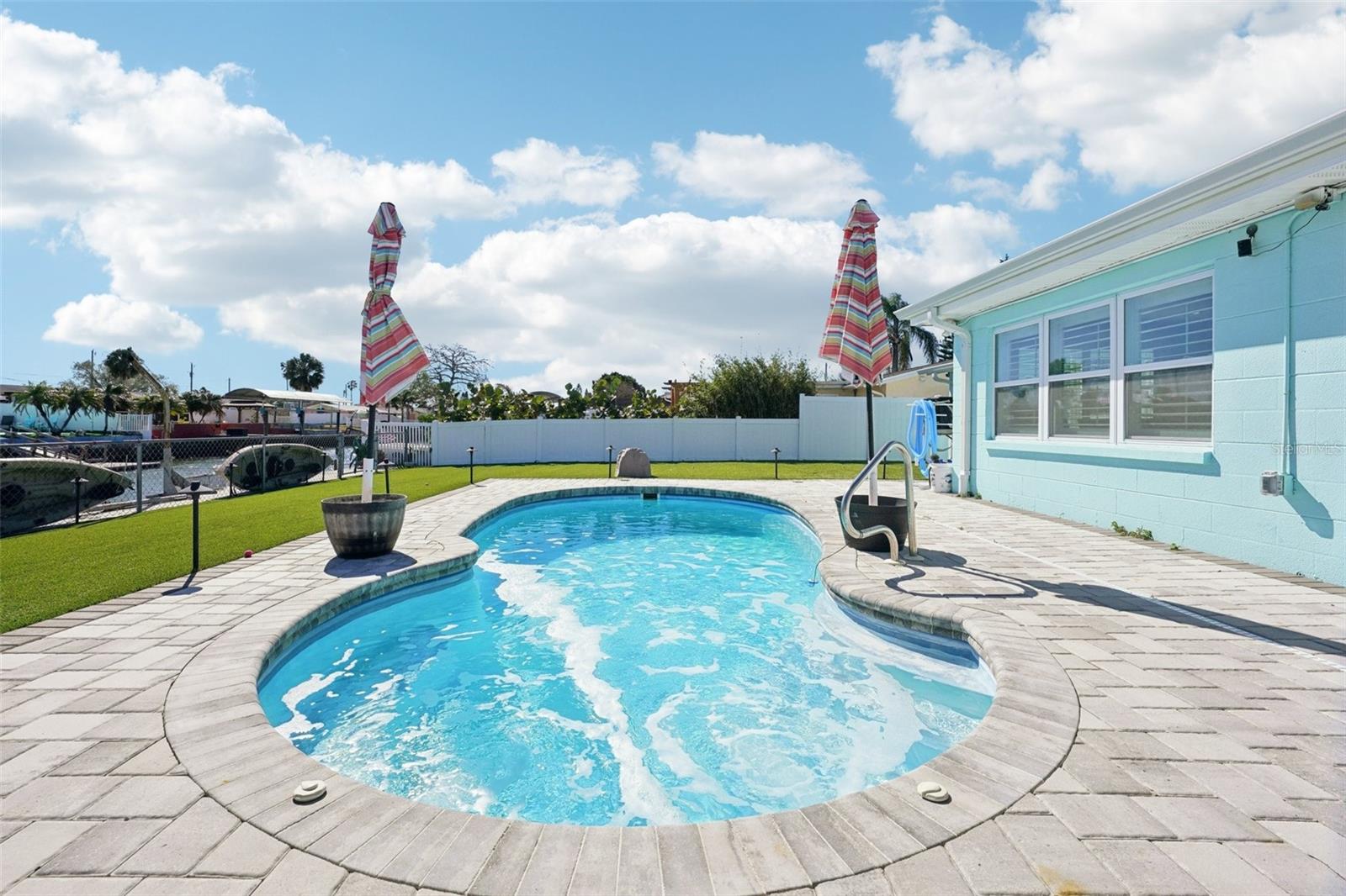 HUDSON BEACH ESTATES - Residential
