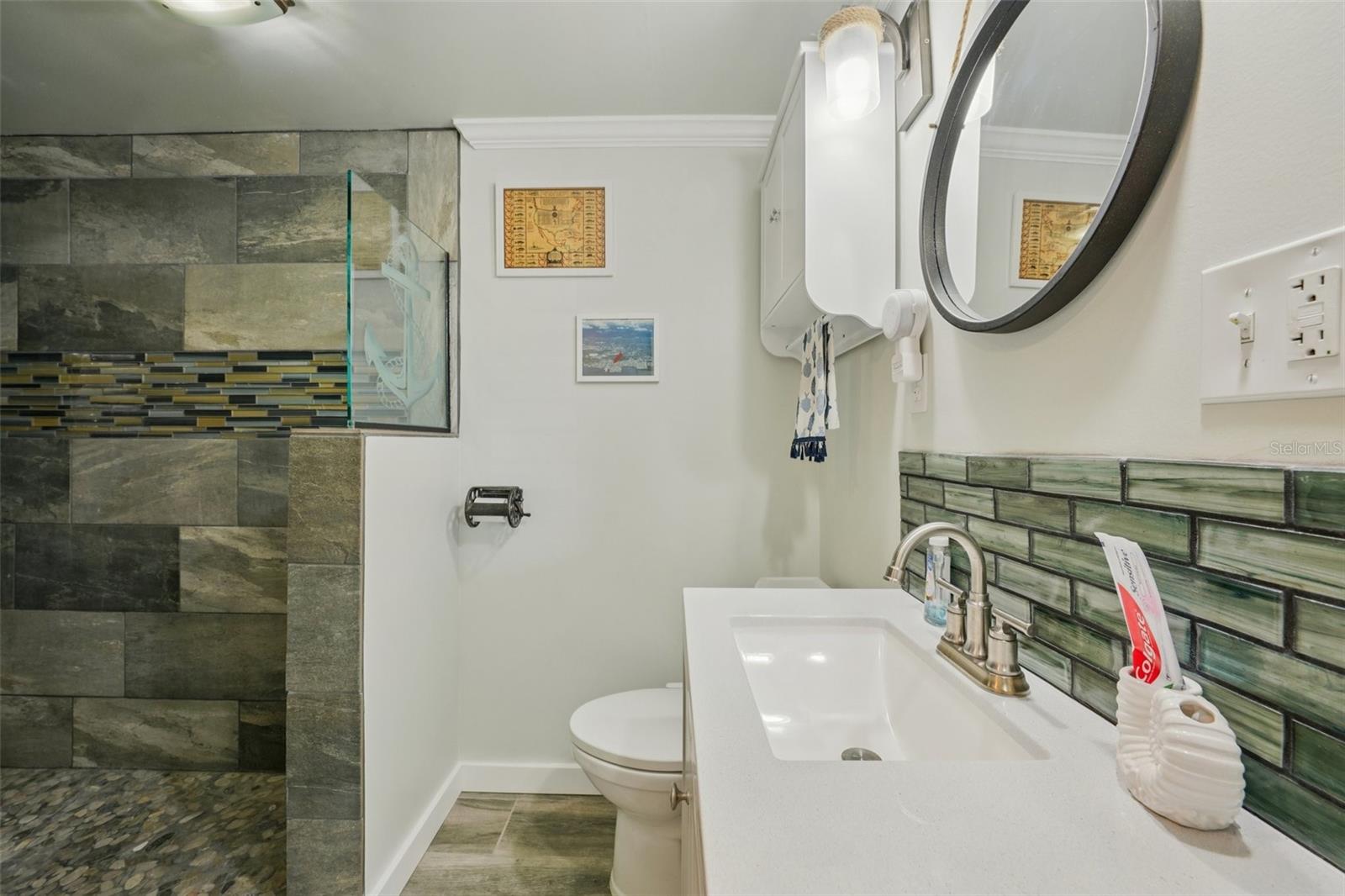 HUDSON BEACH ESTATES - Residential