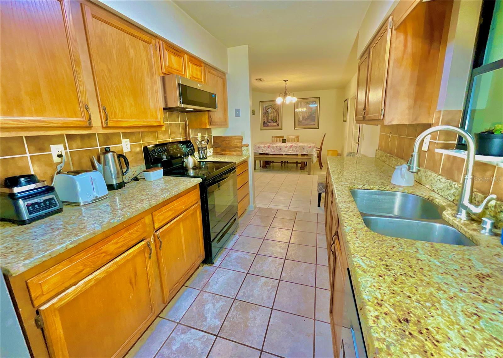 HILLCREST HLND - Residential