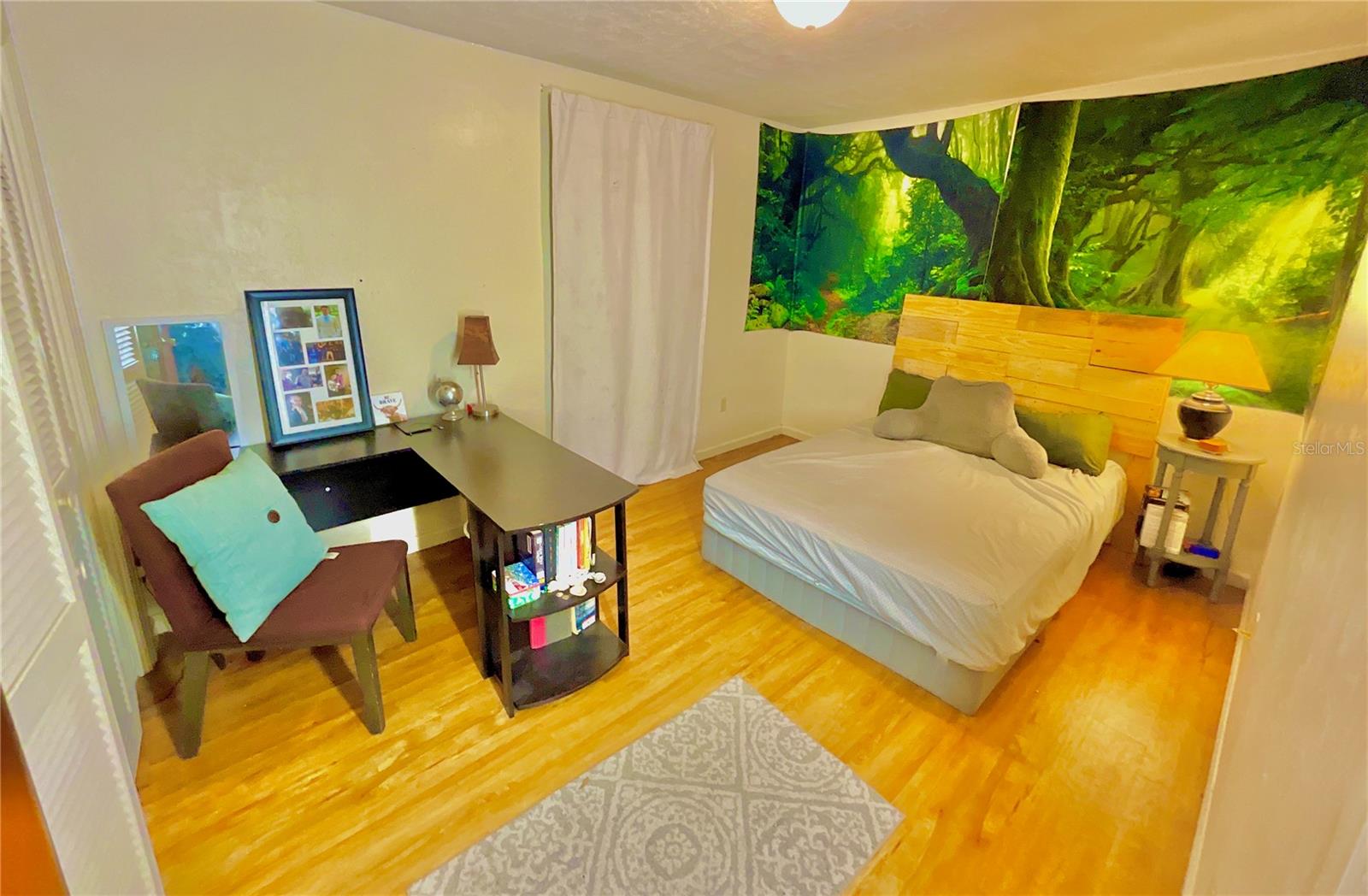 HILLCREST HLND - Residential