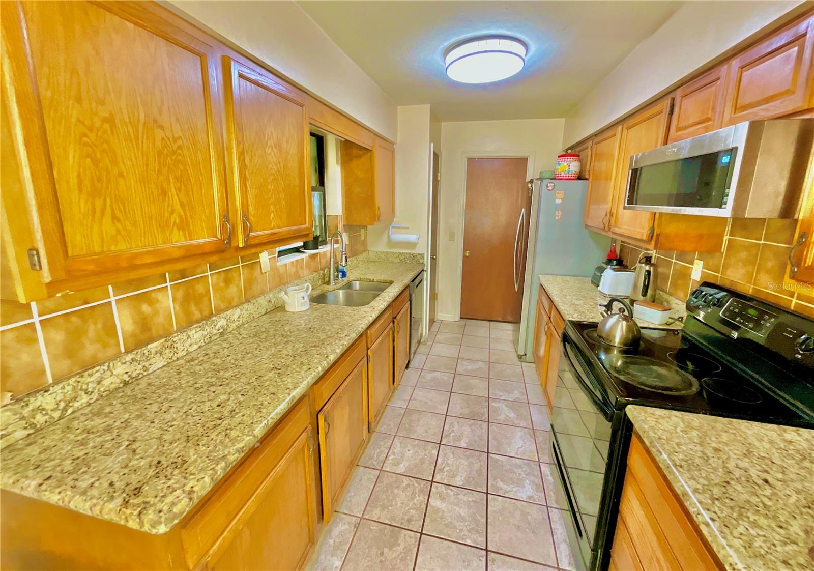 HILLCREST HLND - Residential