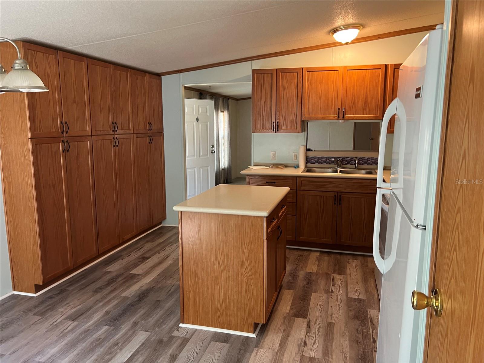 WILLISTON HYLNDS GOLF & C CLUB ESTATE - Residential