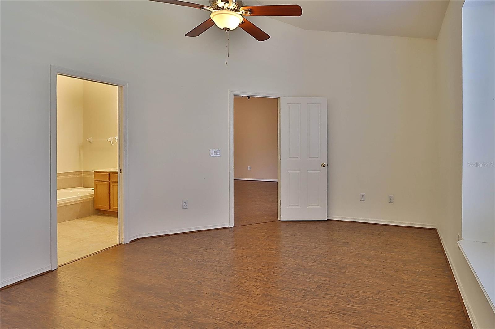 MEADOW POINTE 03 PH 01 UNIT 1C-2 - Residential