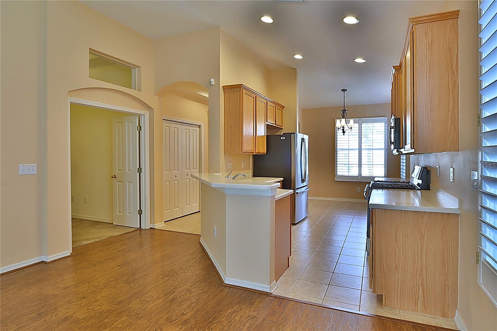 MEADOW POINTE 03 PH 01 UNIT 1C-2 - Residential