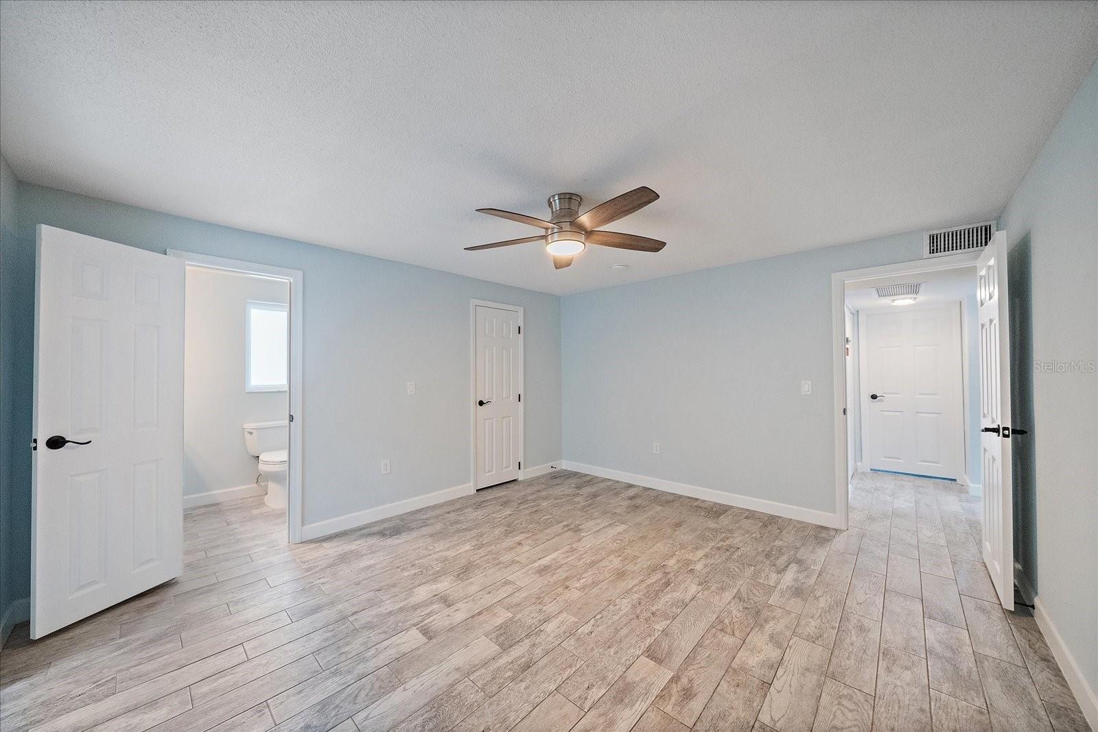 SPANISH MAIN YACHT CLUB CONDO - Residential Lease