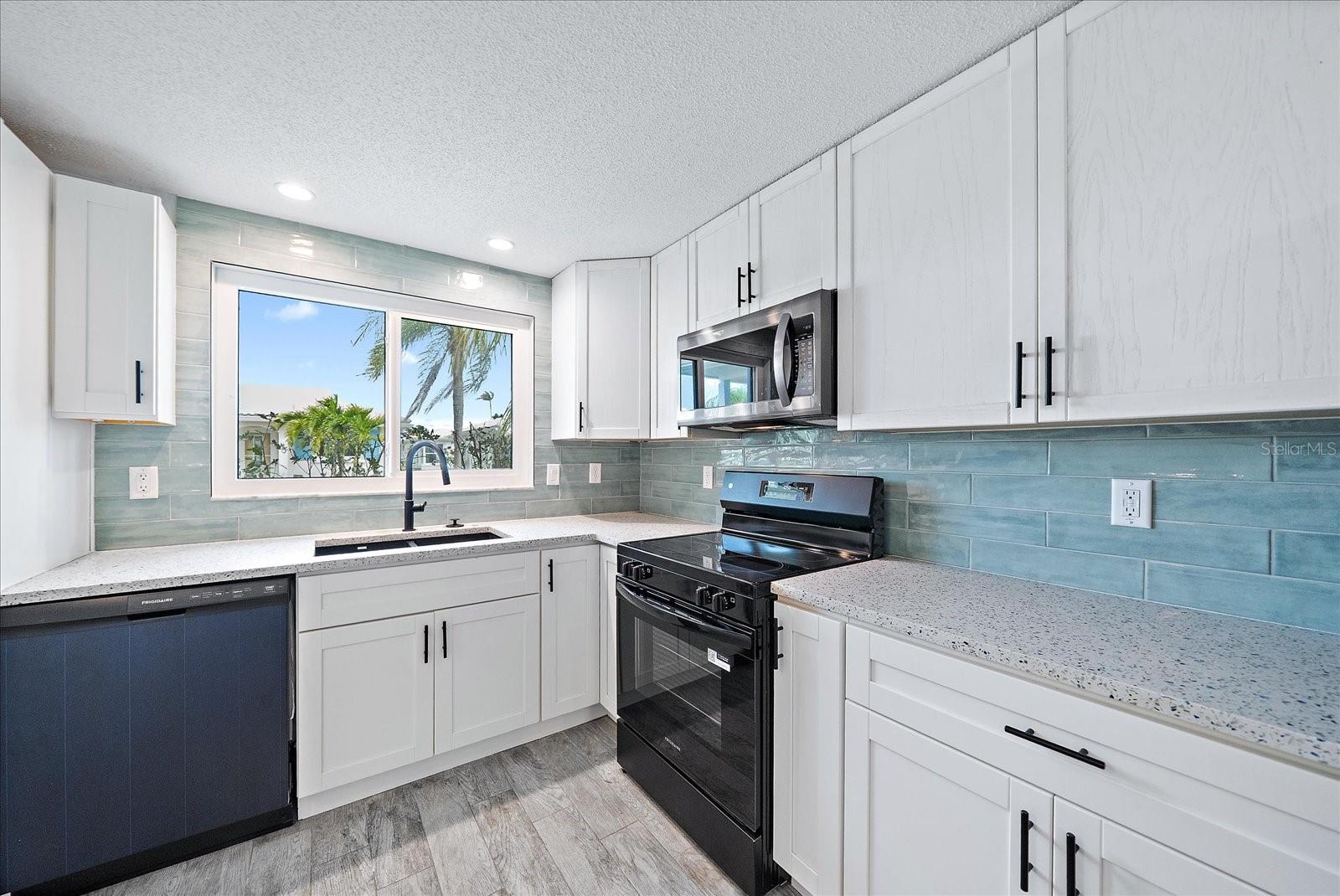 SPANISH MAIN YACHT CLUB CONDO - Residential Lease
