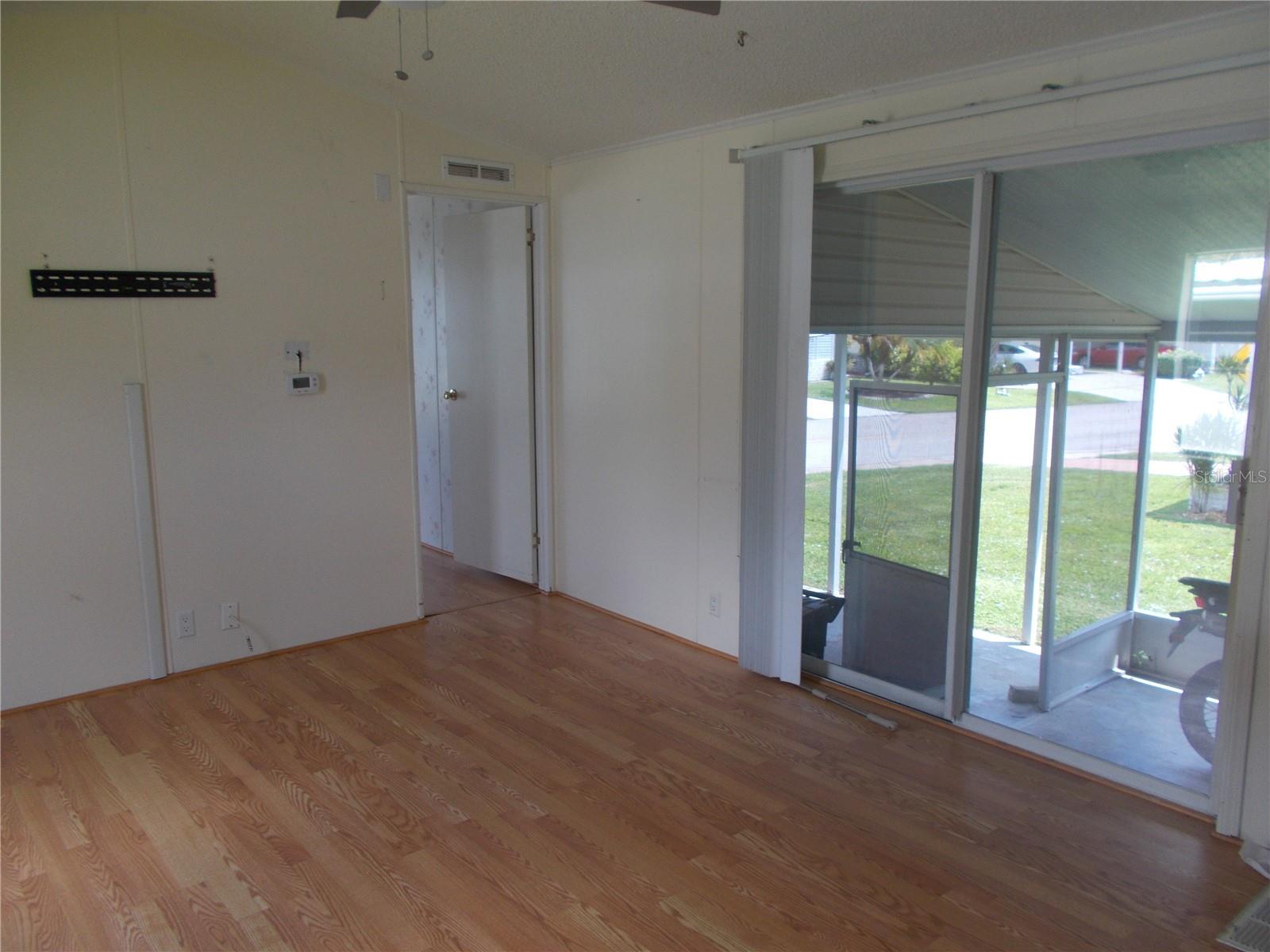 HOLIDAY PARK - Residential