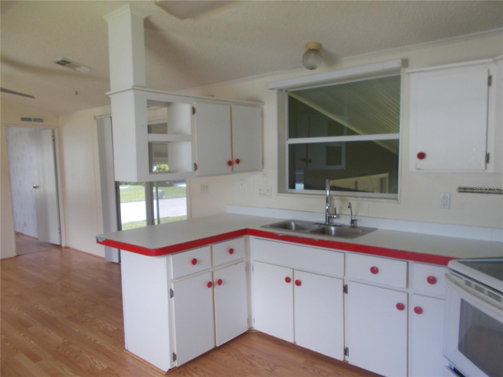 HOLIDAY PARK - Residential