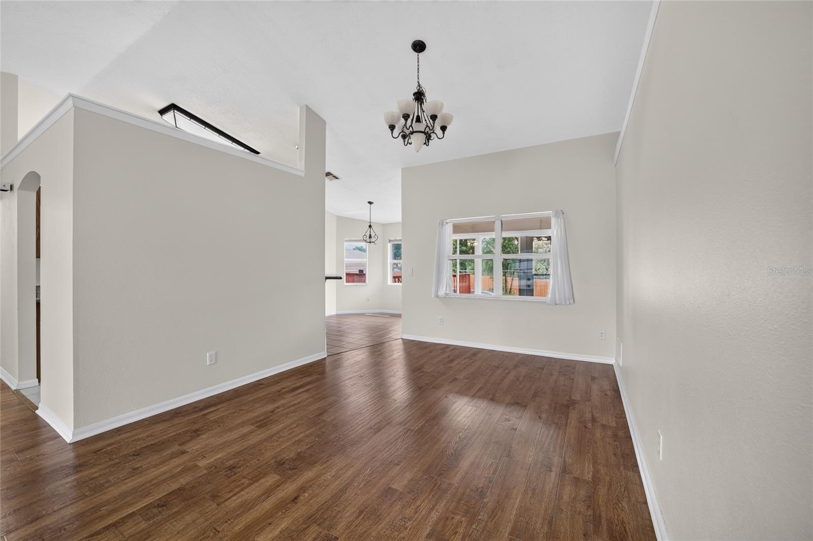 OCALA WATERWAY ESTATE - Residential Lease