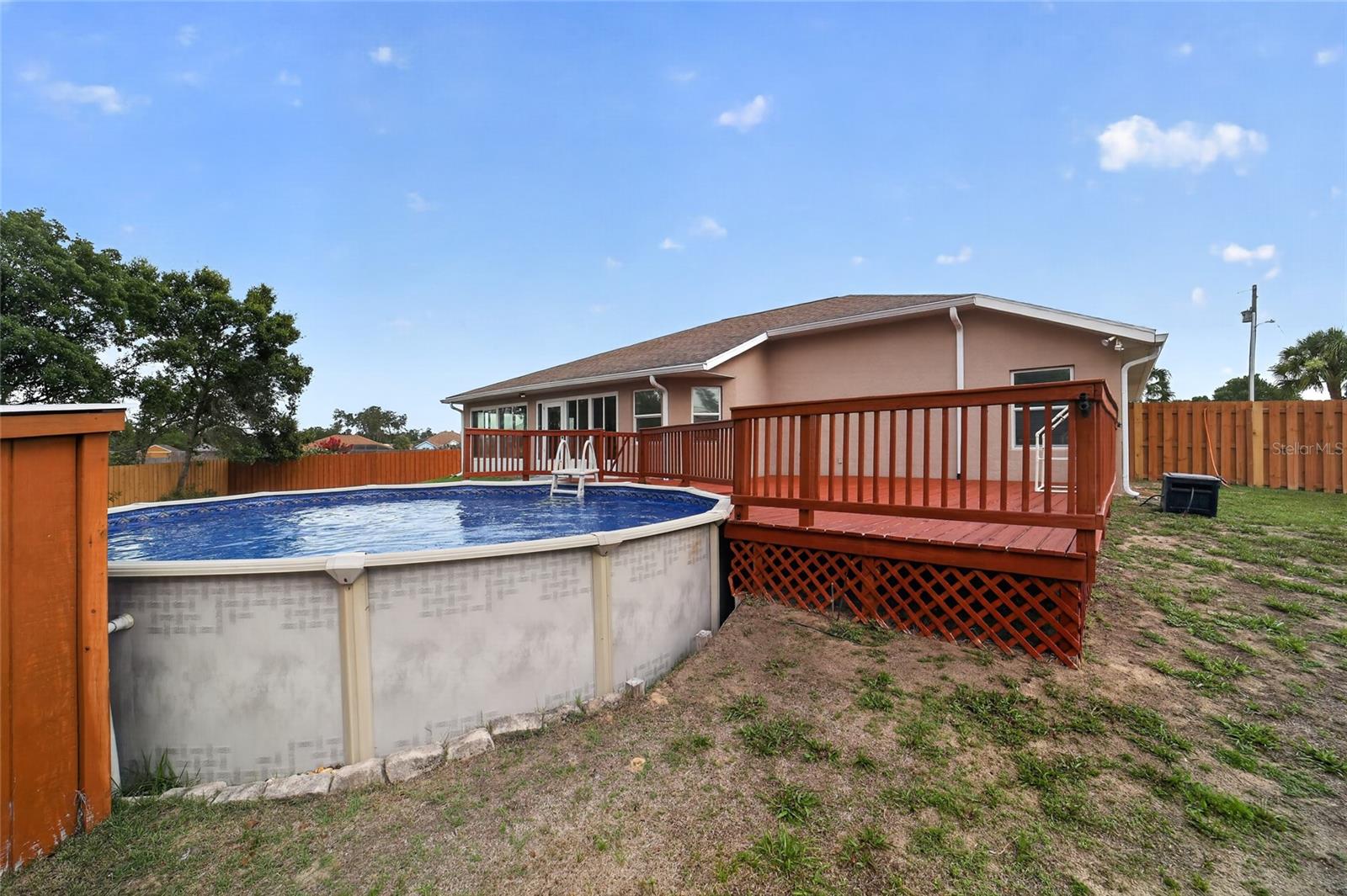 OCALA WATERWAY ESTATE - Residential Lease