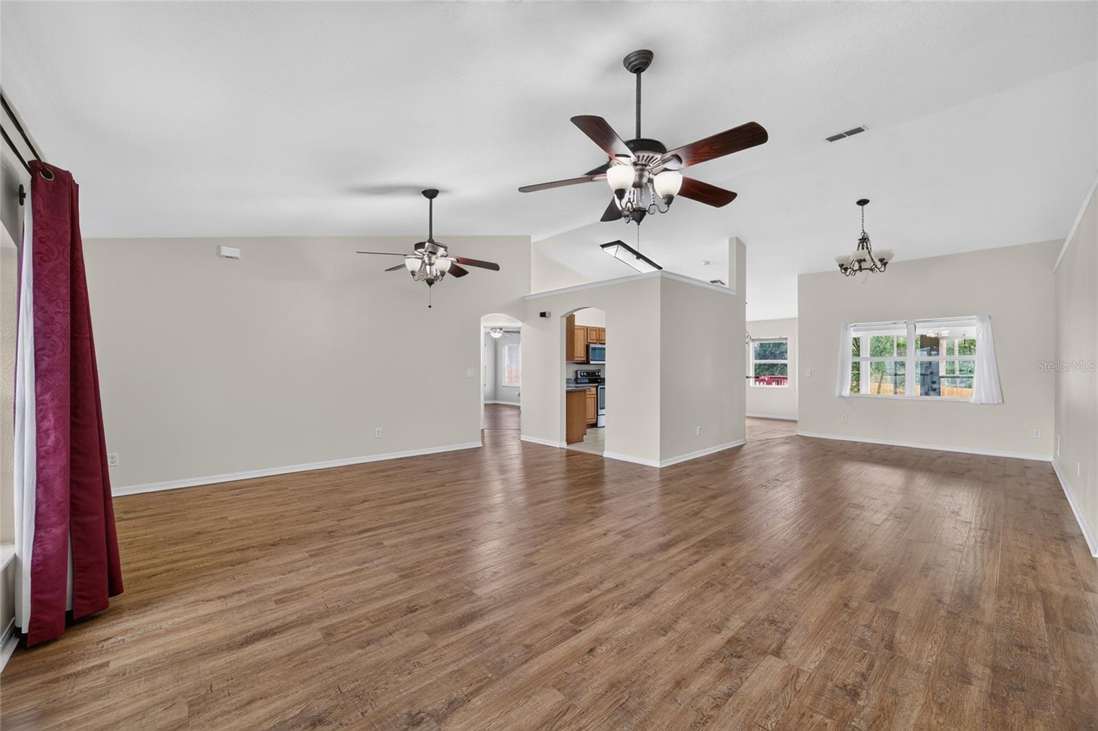 OCALA WATERWAY ESTATE - Residential Lease