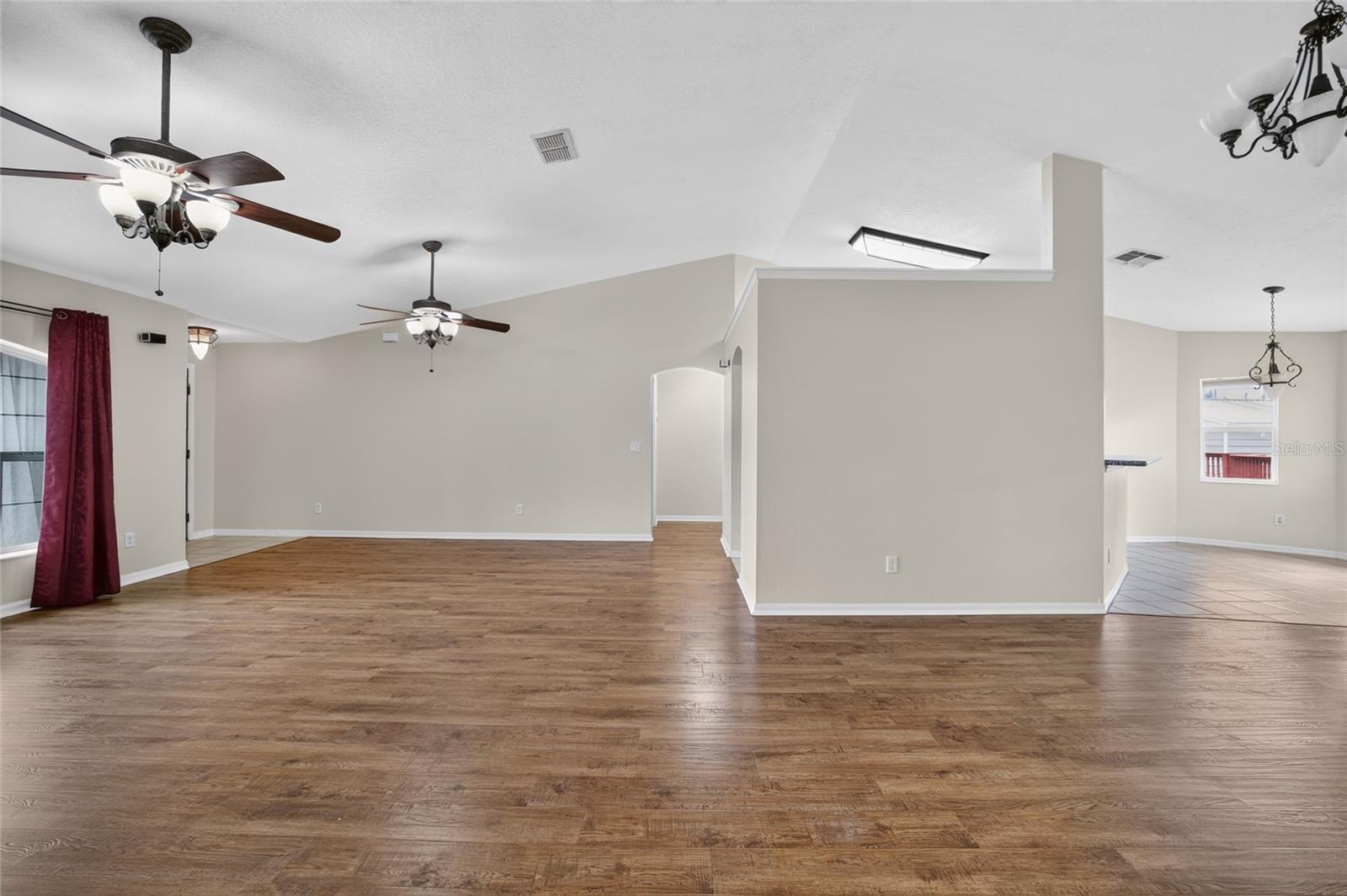 OCALA WATERWAY ESTATE - Residential Lease