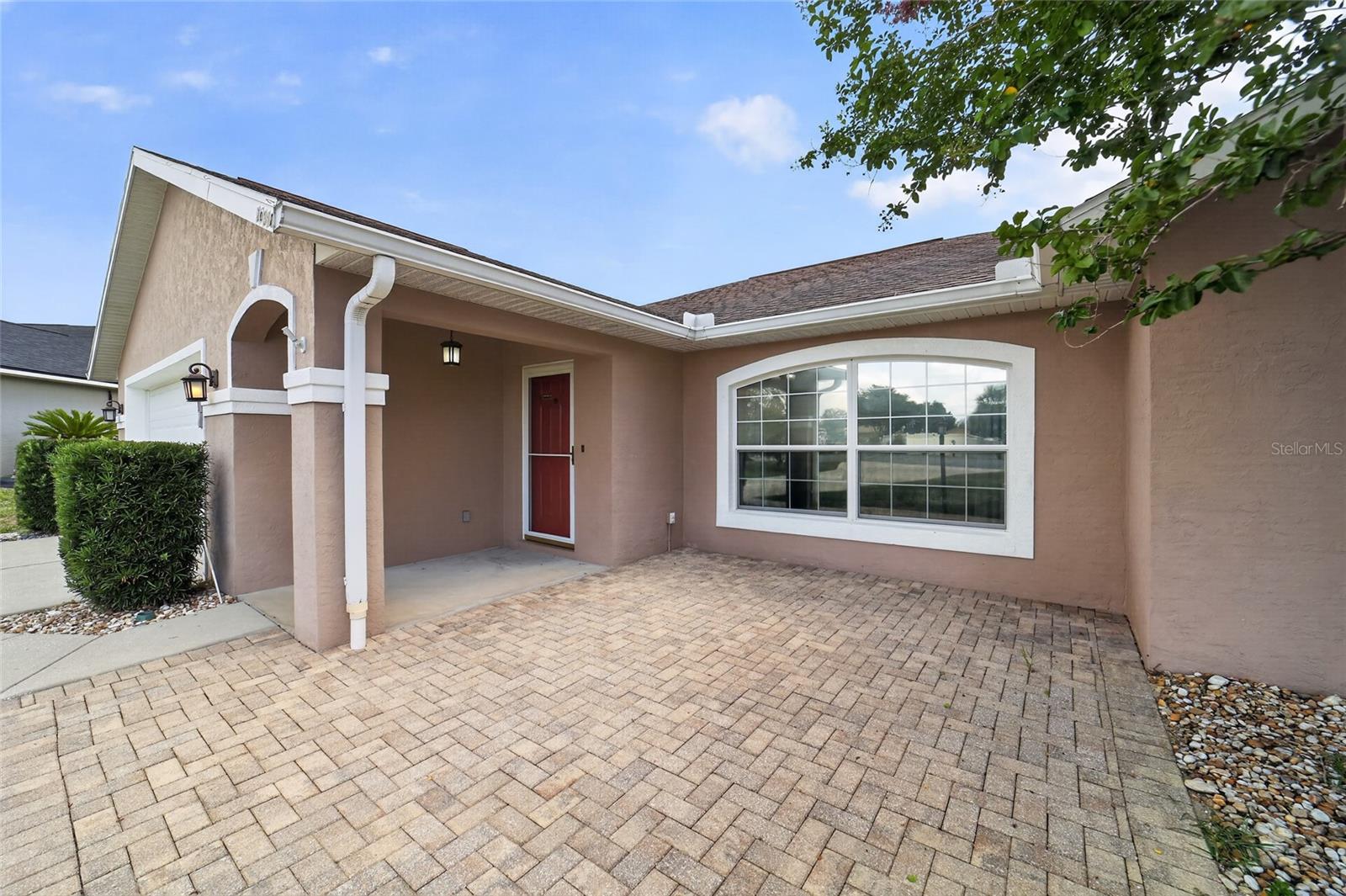 OCALA WATERWAY ESTATE - Residential Lease