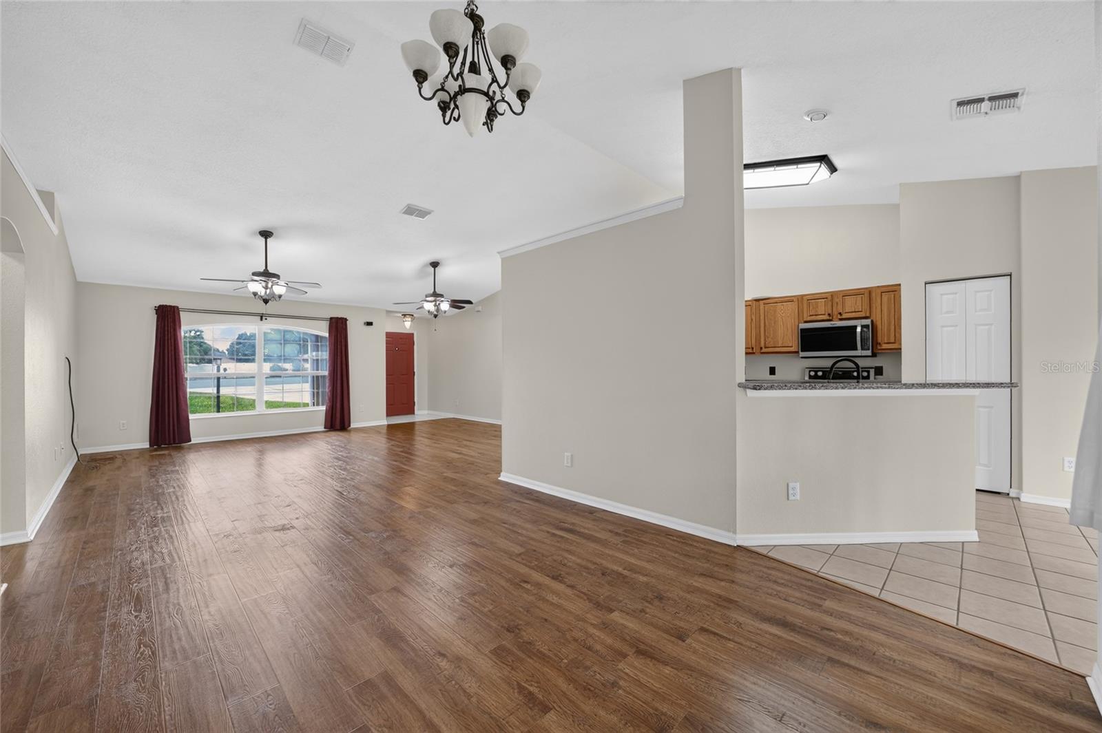 OCALA WATERWAY ESTATE - Residential Lease