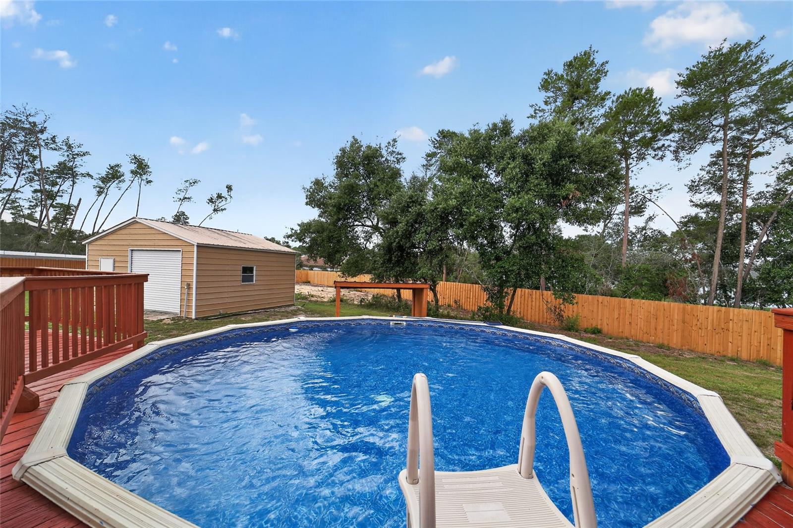 OCALA WATERWAY ESTATE - Residential Lease