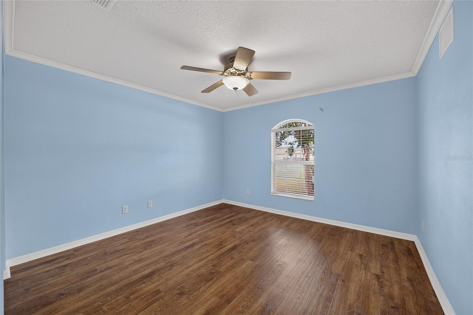 OCALA WATERWAY ESTATE - Residential Lease