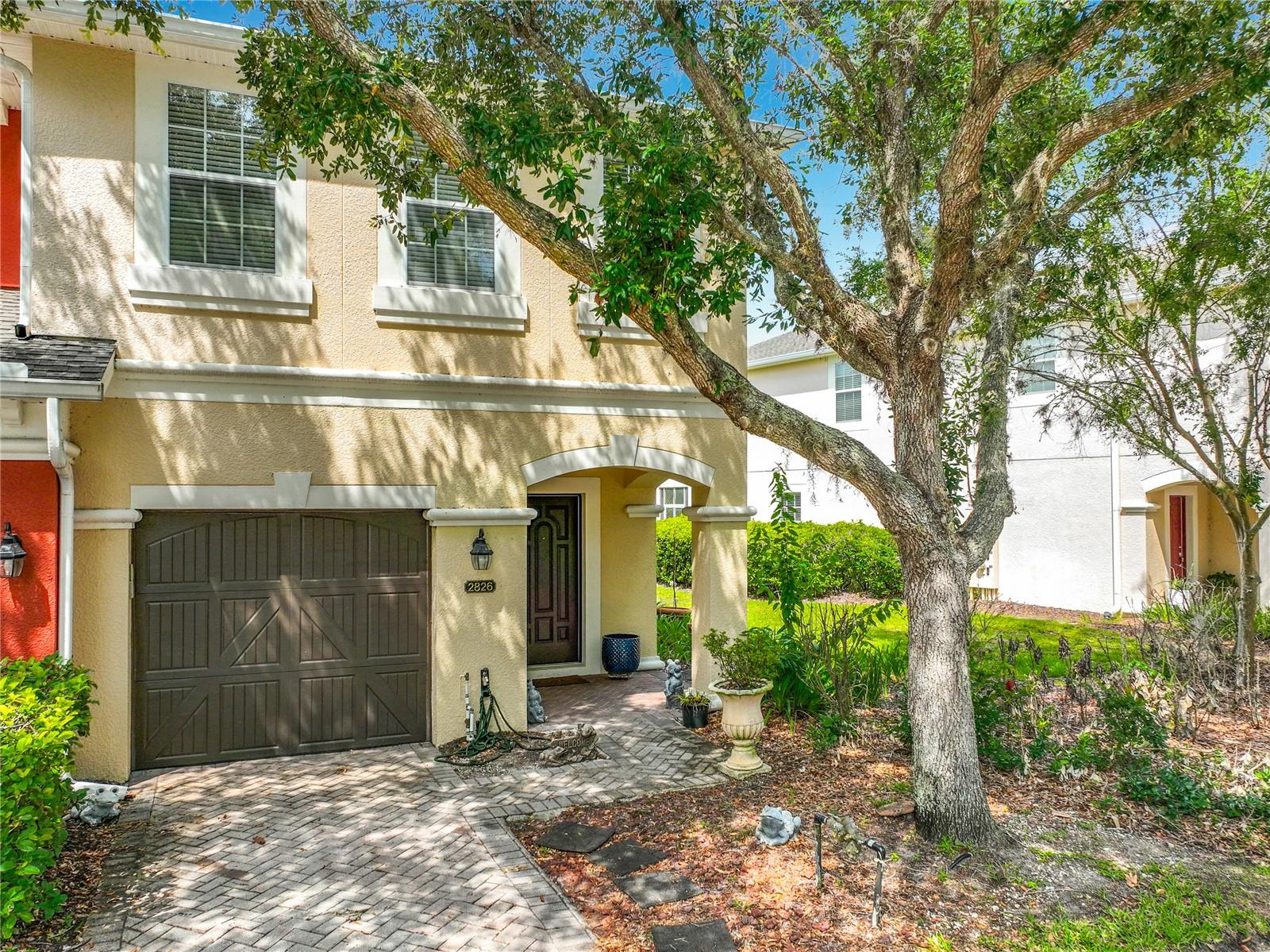 PROVENANCE - Residential Lease