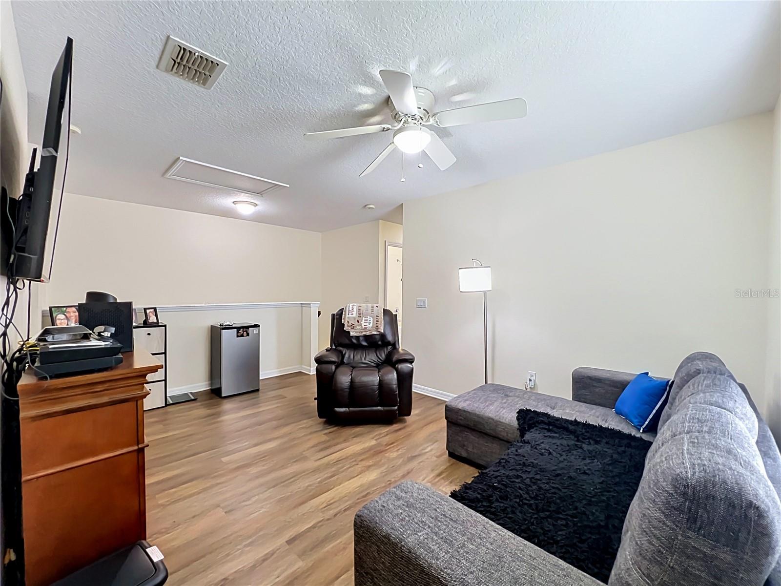 PROVENANCE - Residential Lease