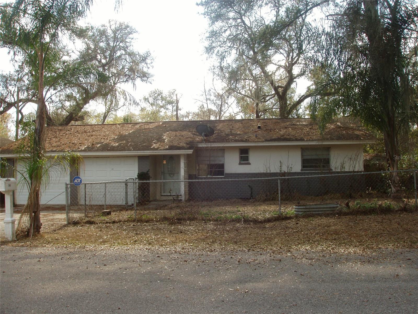 Investor/Fix and Flip.  CASH ONLY. This property has been damaged by Hurricane Milton. County records say 3 bedrooms. Sellers says 2 bedrooms with additional room turned into a bedroom with a wardrobe/standing closet.