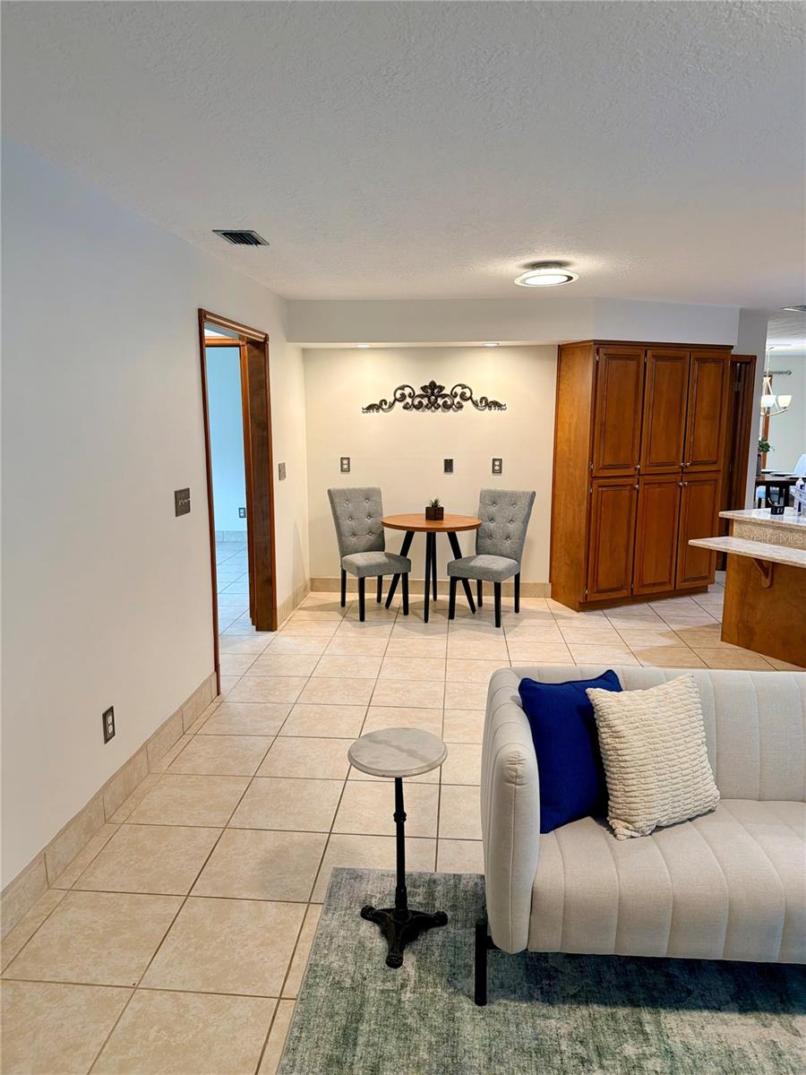 WILLOW RUN - Residential