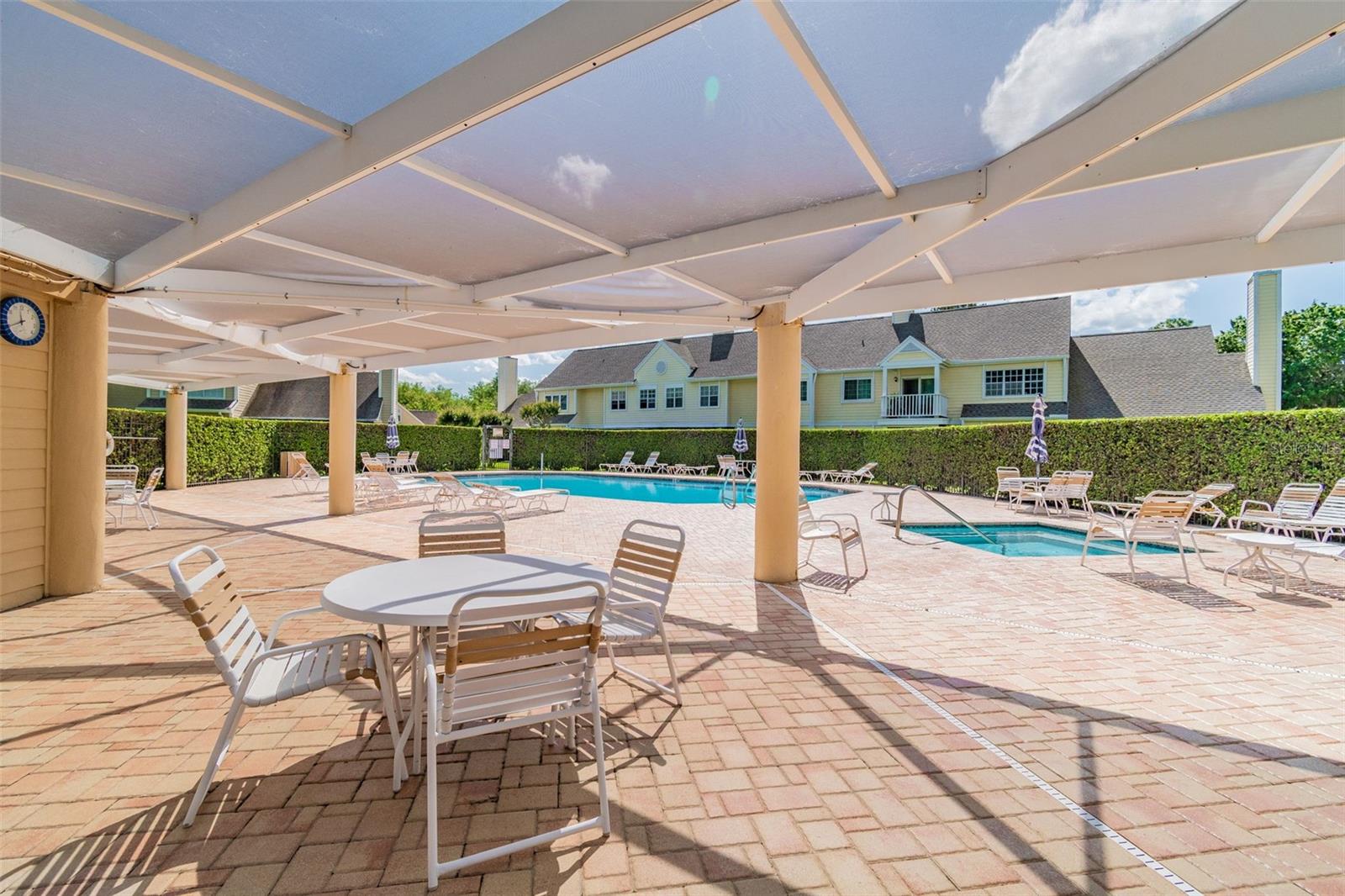 PINE GROVE CONDO AT BLOOMINGDALE - Residential