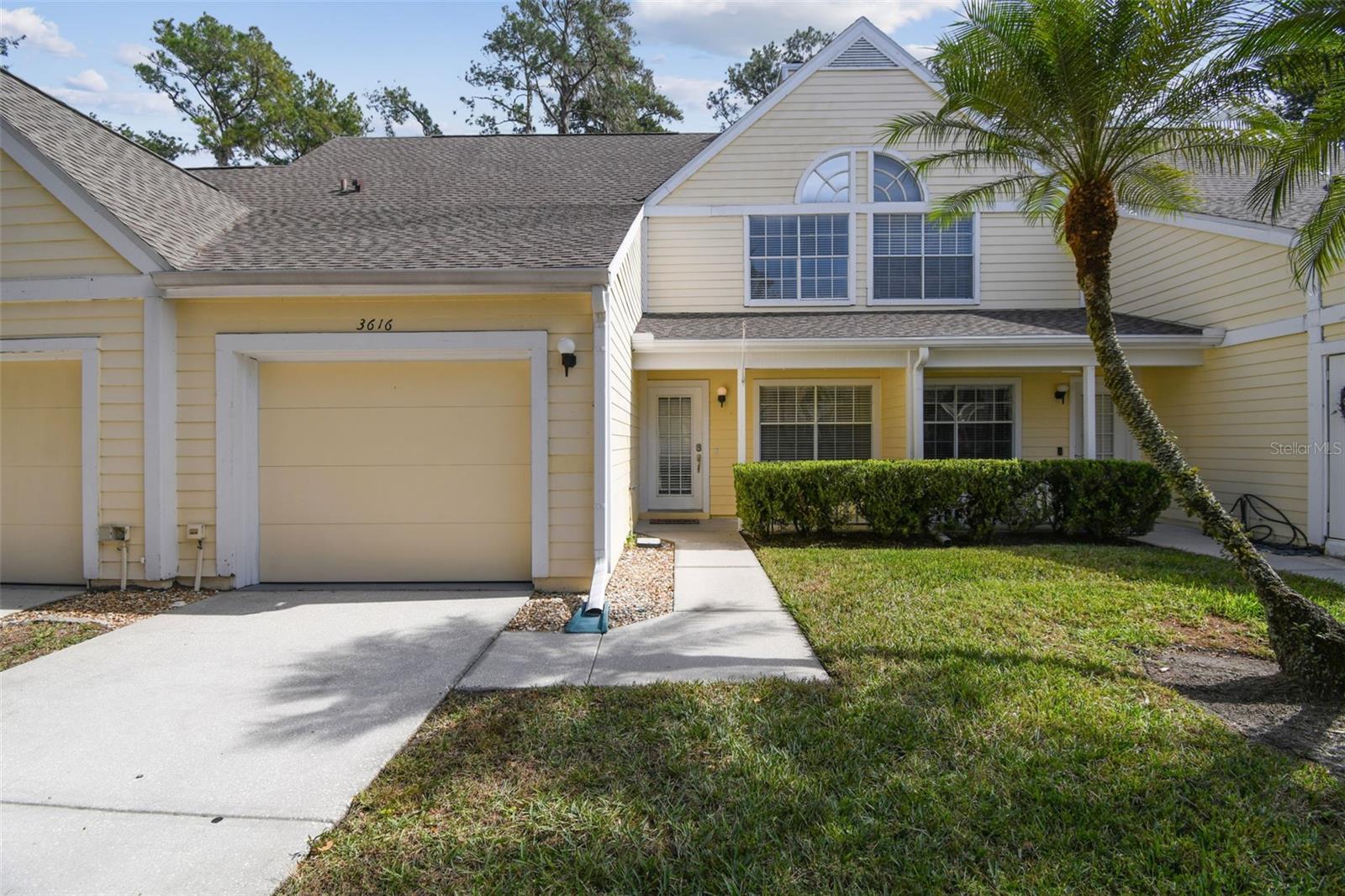 PINE GROVE CONDO AT BLOOMINGDALE - Residential