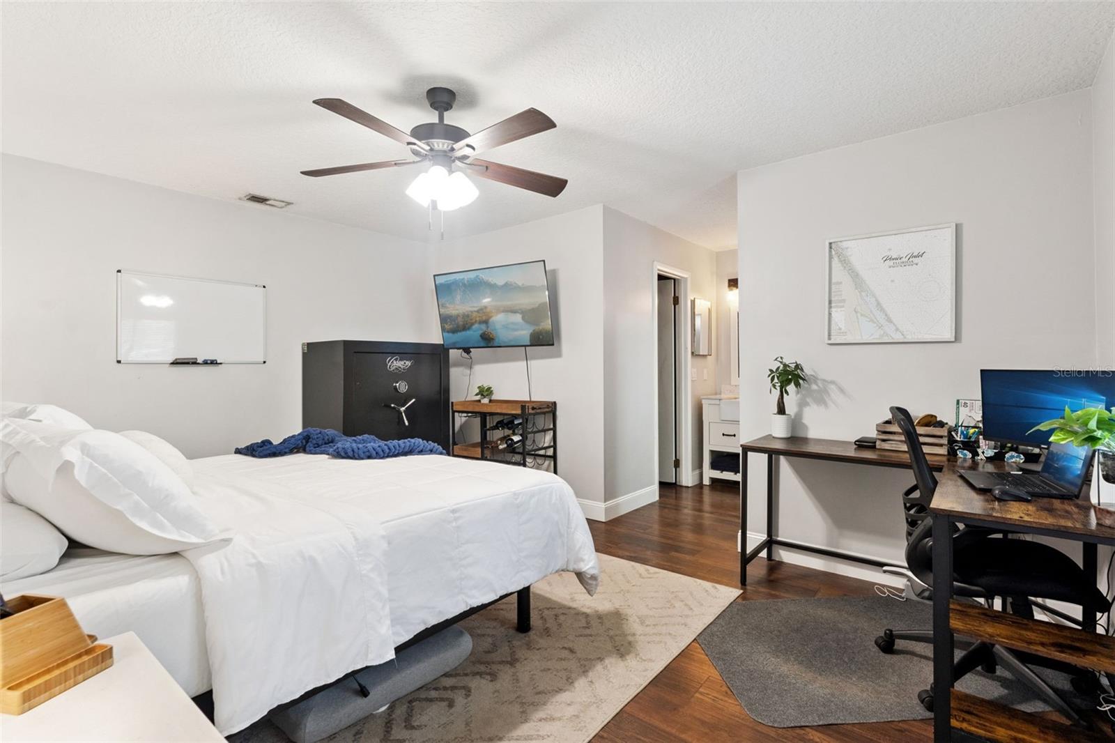 BUTTONS SUB AMD - Residential