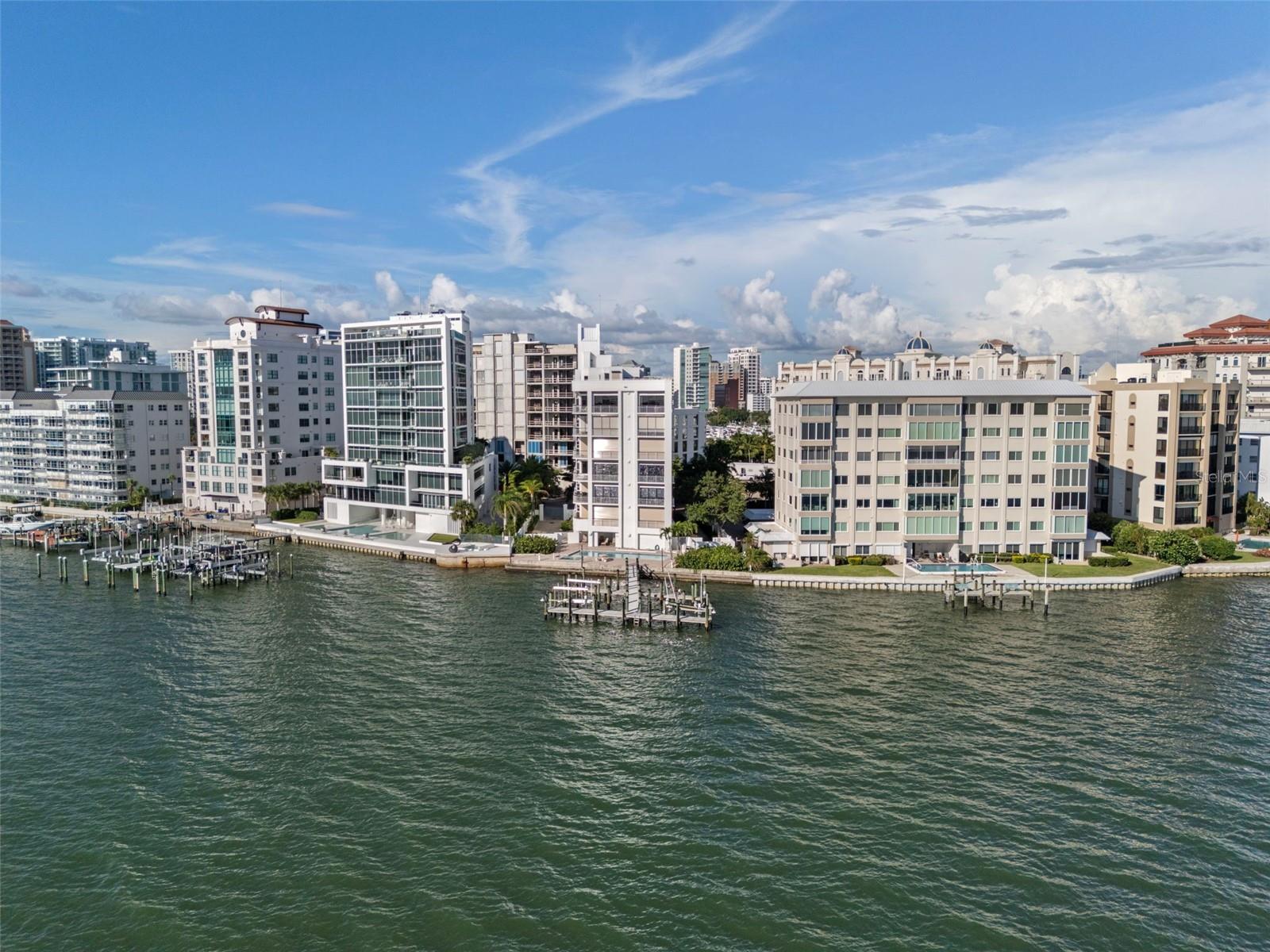 ALTA MER - Residential