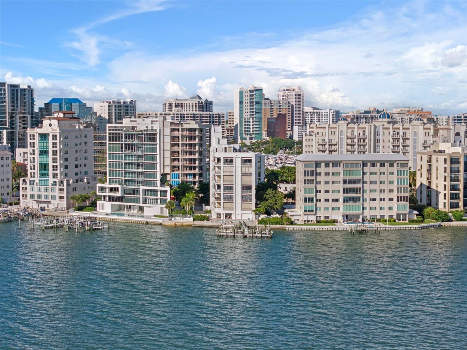 ALTA MER - Residential
