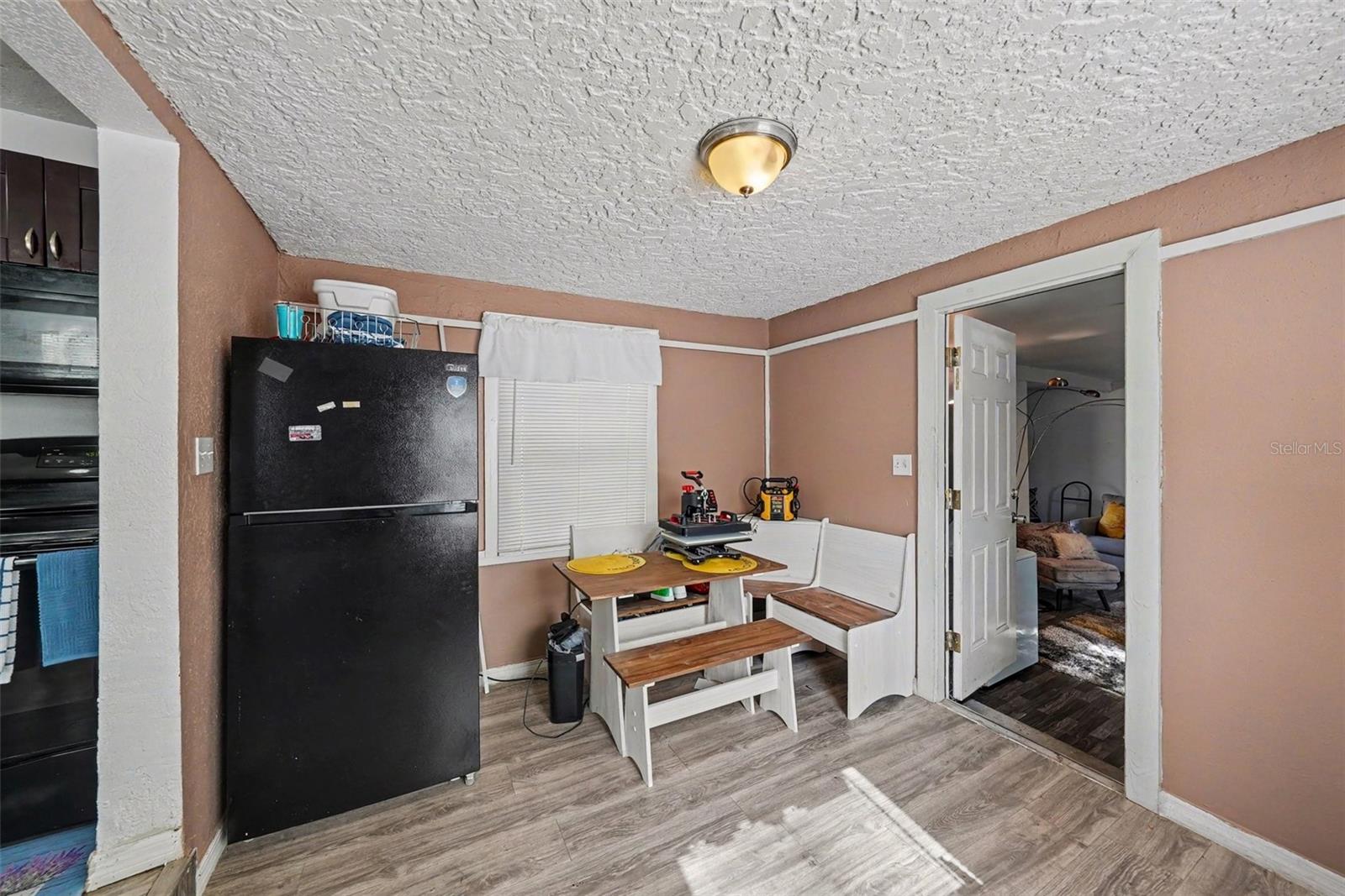 RIDGEWAY - Residential