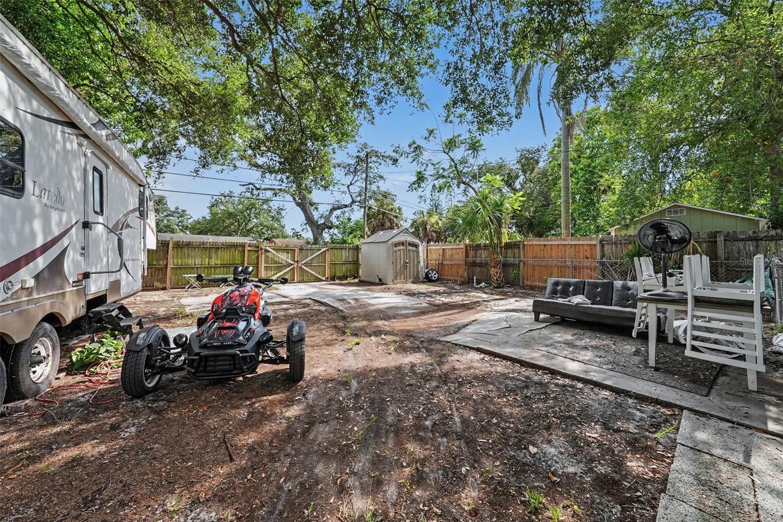 RIDGEWAY - Residential