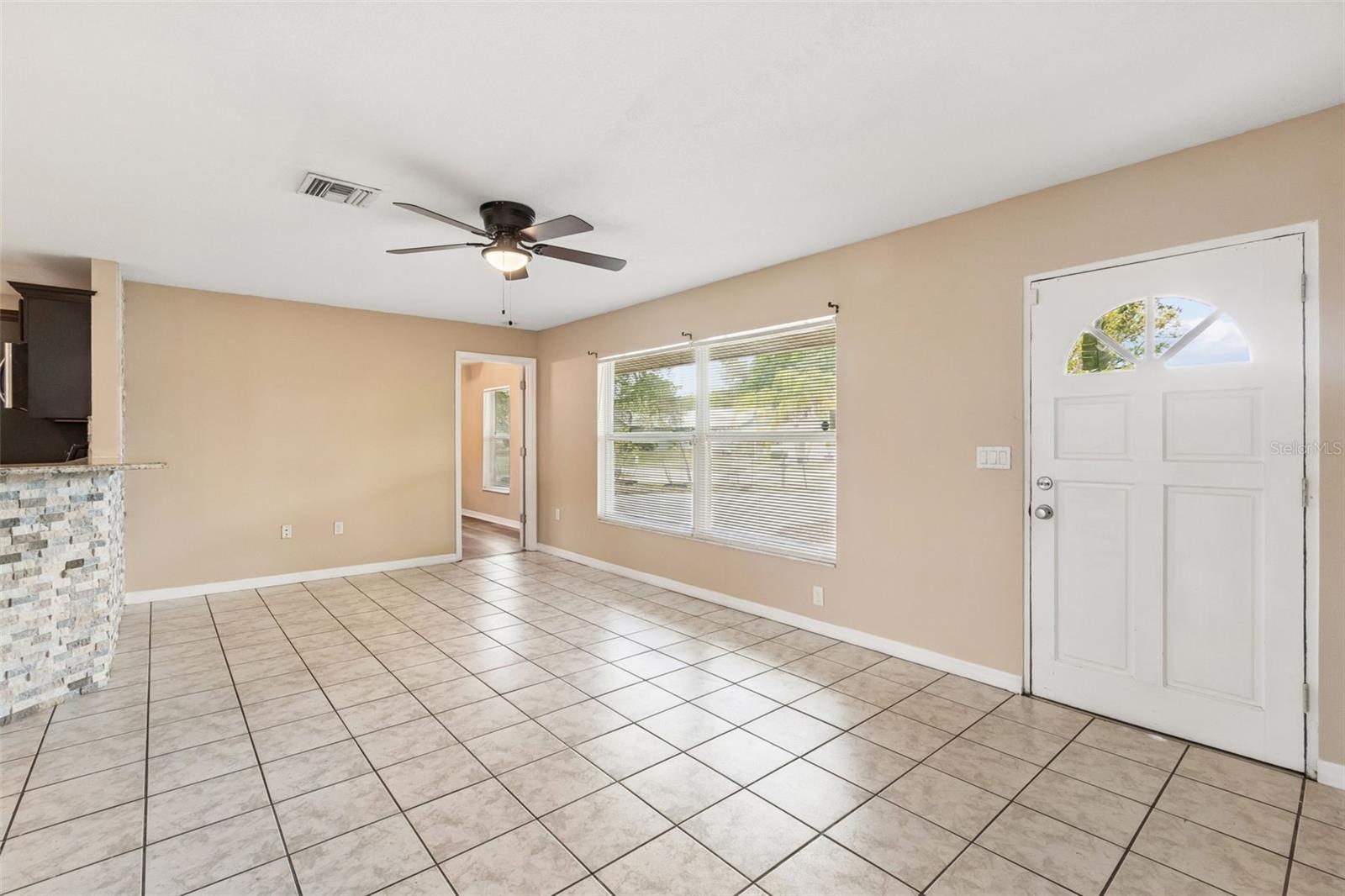DE SOTO LAKES - Residential