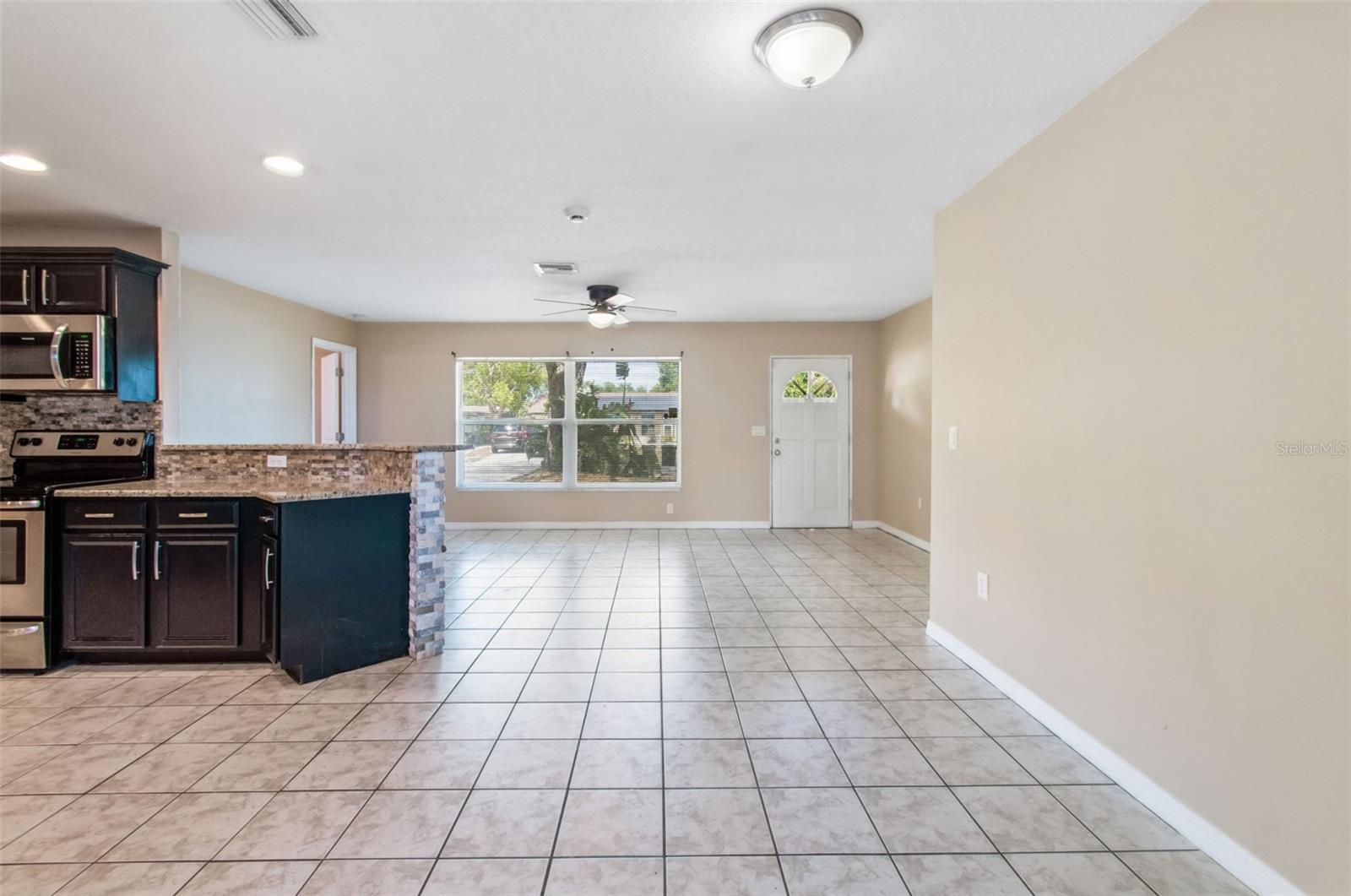 DE SOTO LAKES - Residential