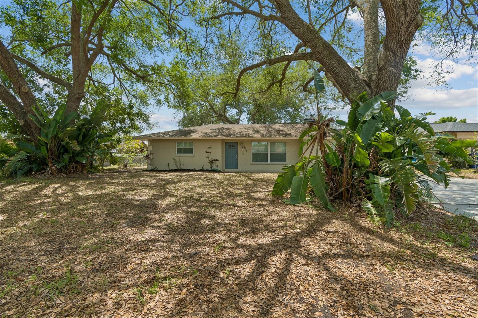 DE SOTO LAKES - Residential