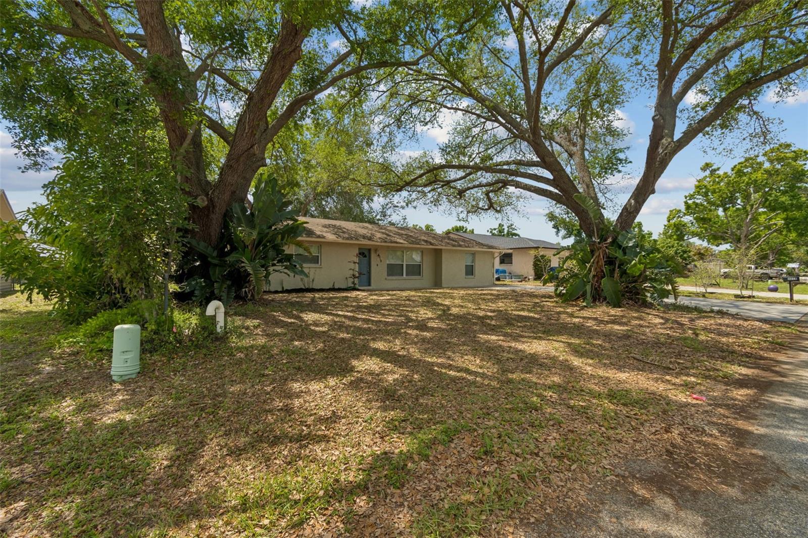 DE SOTO LAKES - Residential