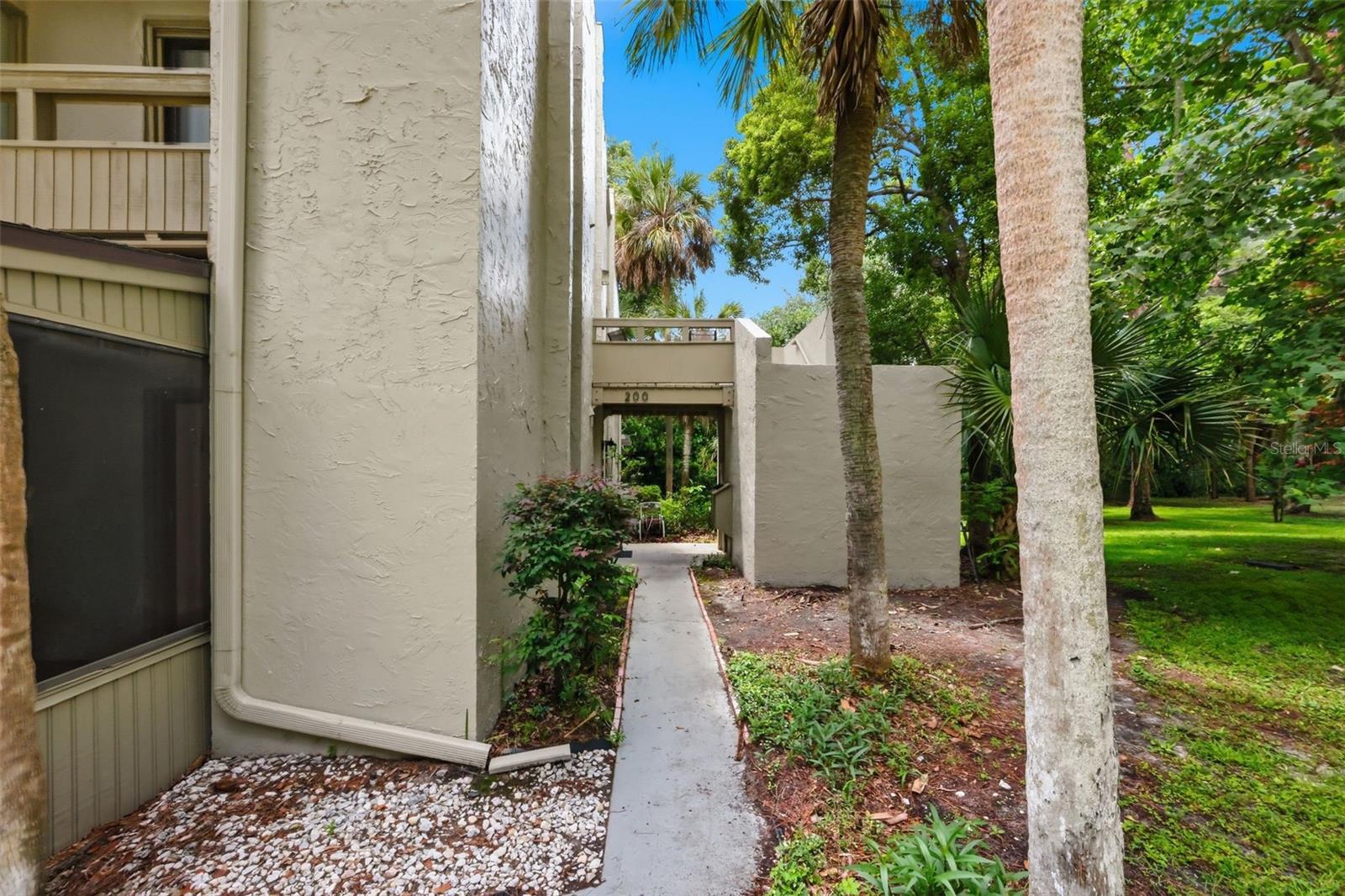 FAIRWAY VILLAS - Residential