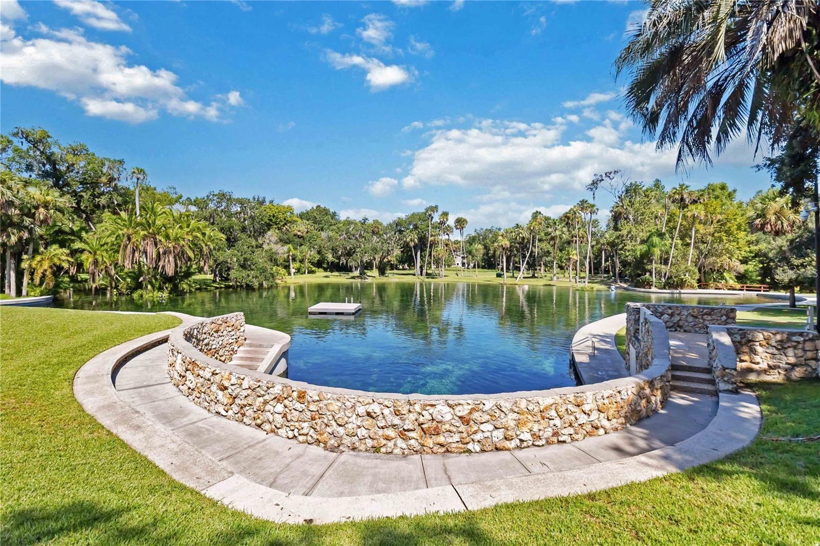 FAIRWAY VILLAS - Residential