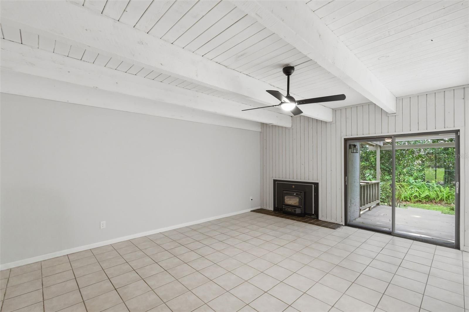 FAIRWAY VILLAS - Residential