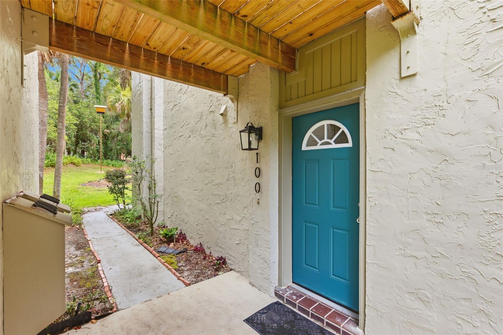 FAIRWAY VILLAS - Residential