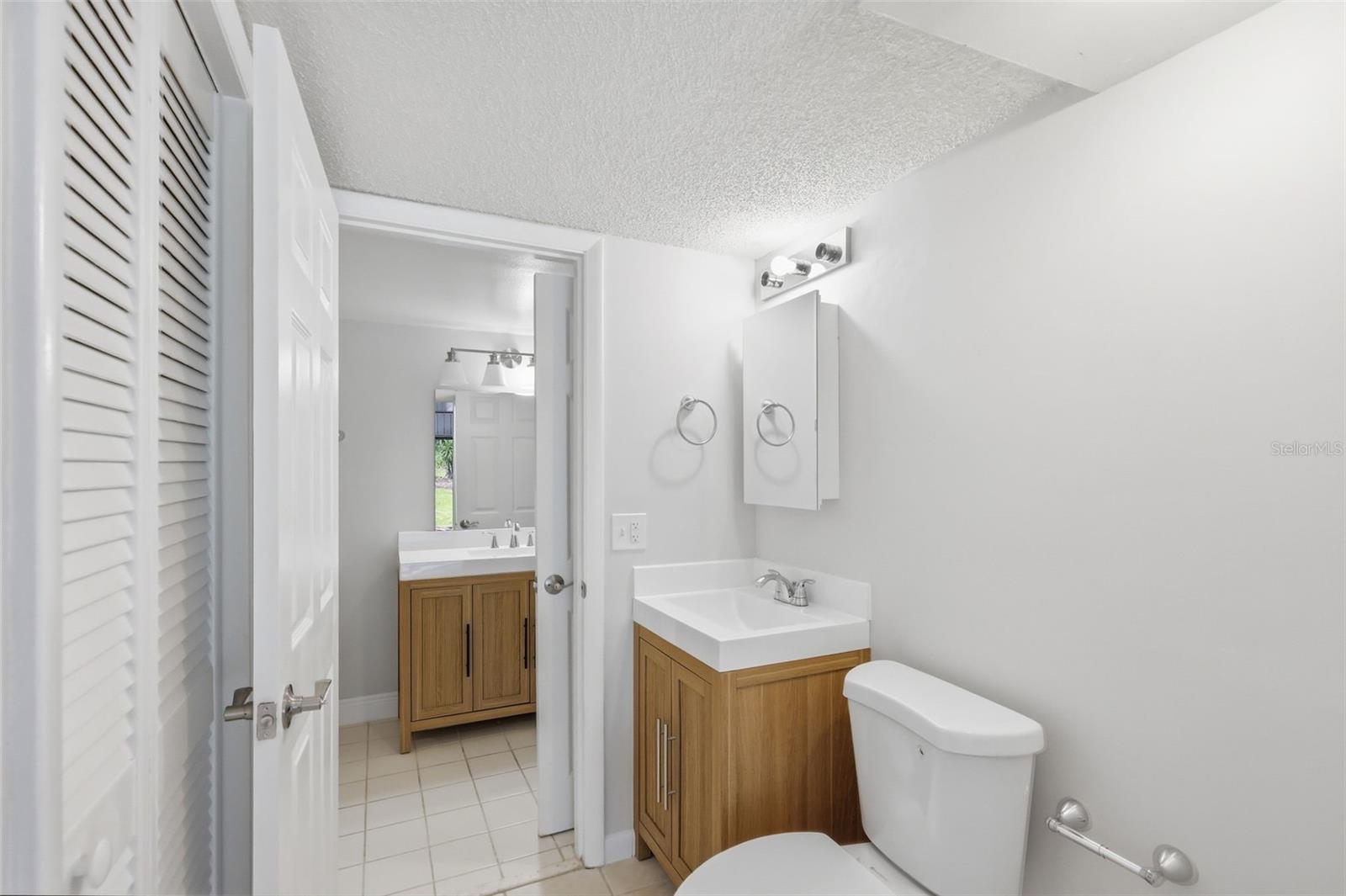 FAIRWAY VILLAS - Residential