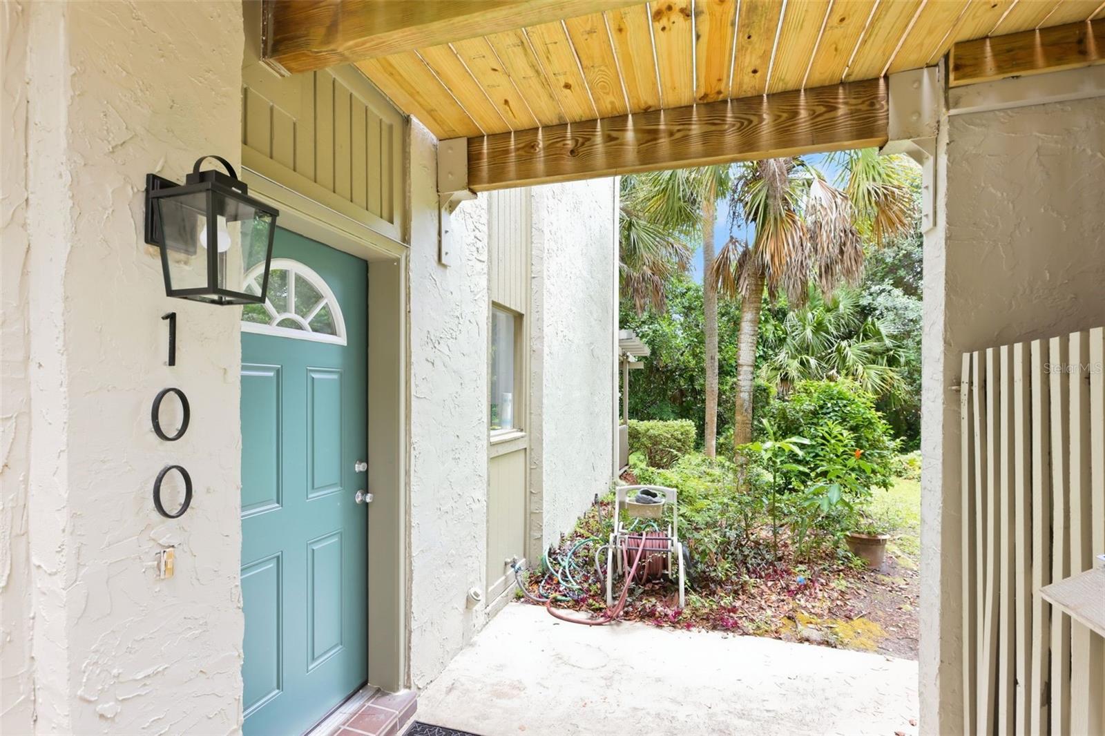 FAIRWAY VILLAS - Residential