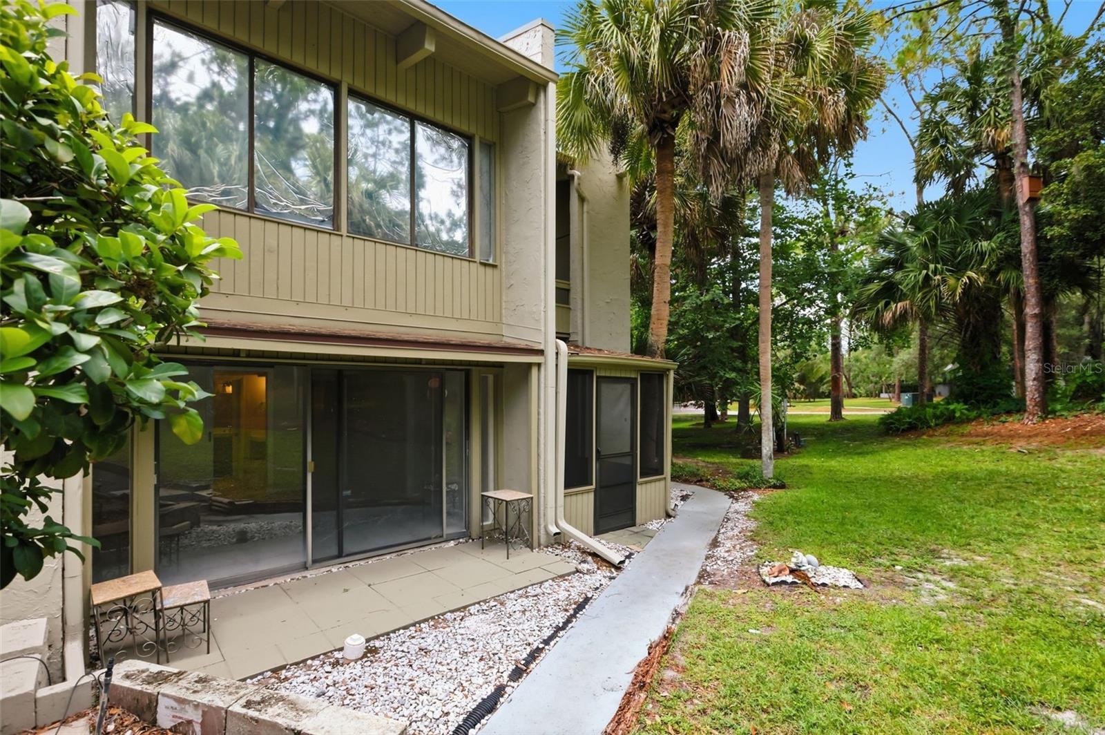 FAIRWAY VILLAS - Residential