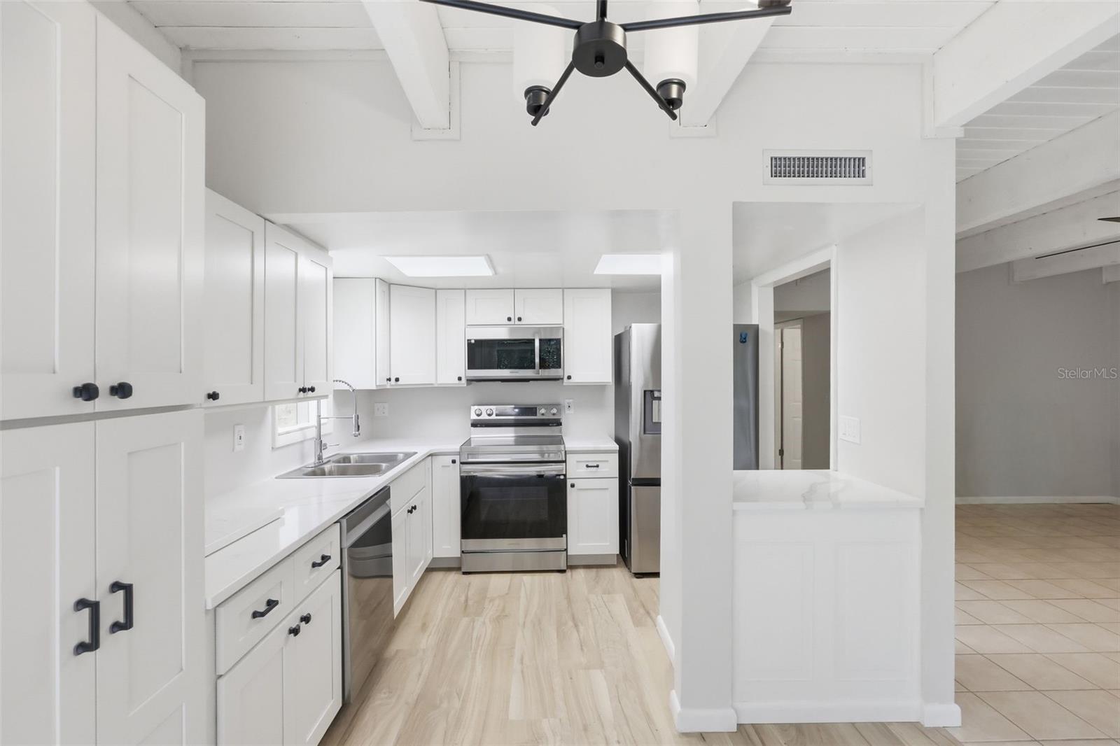 FAIRWAY VILLAS - Residential
