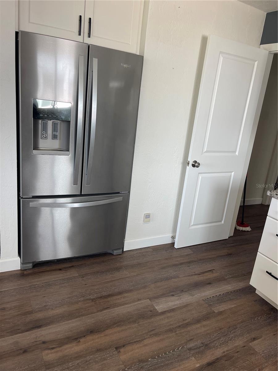 ALLANDALE - Residential Lease