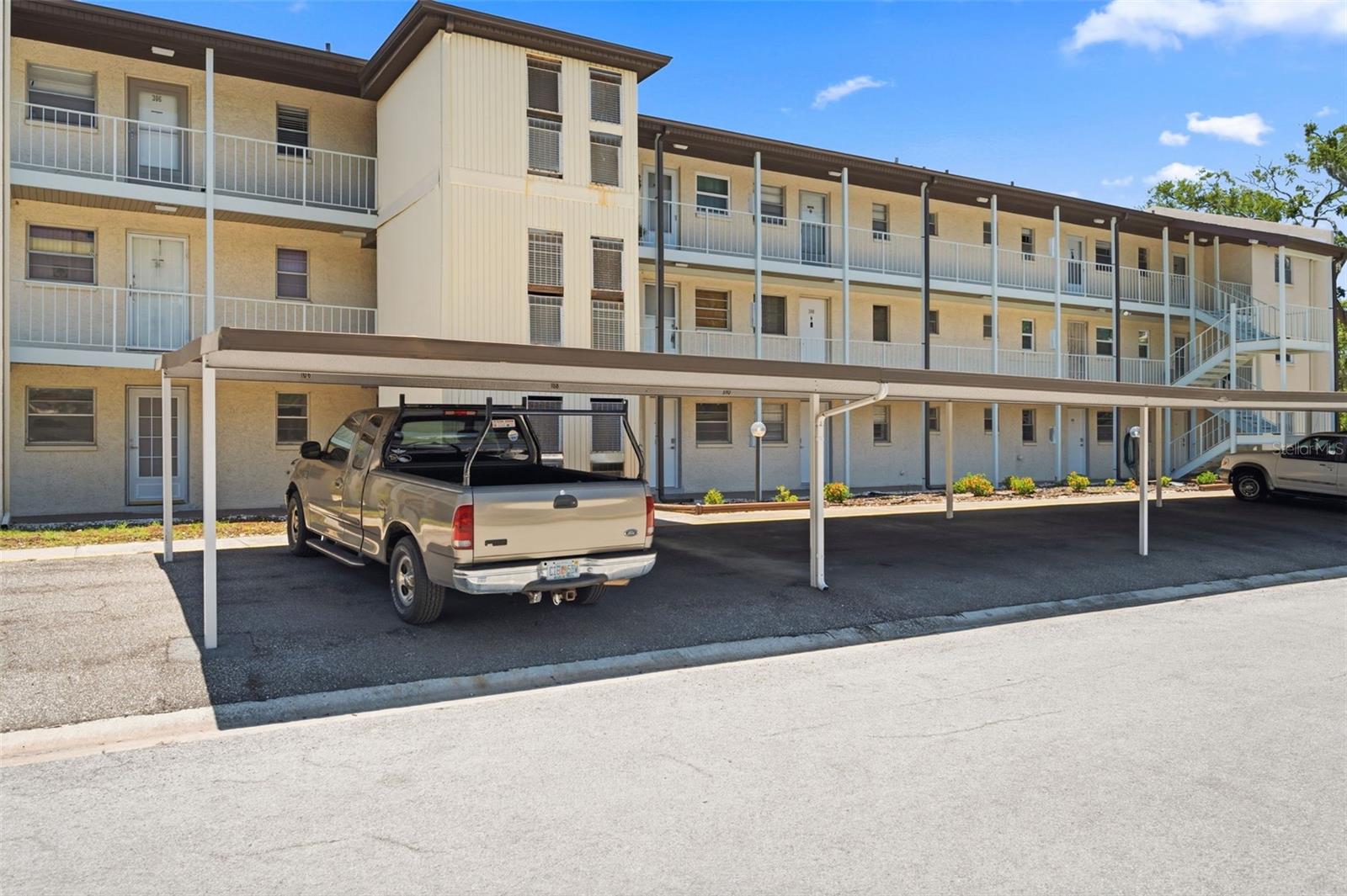 GULF HARBORS CONDO - Residential