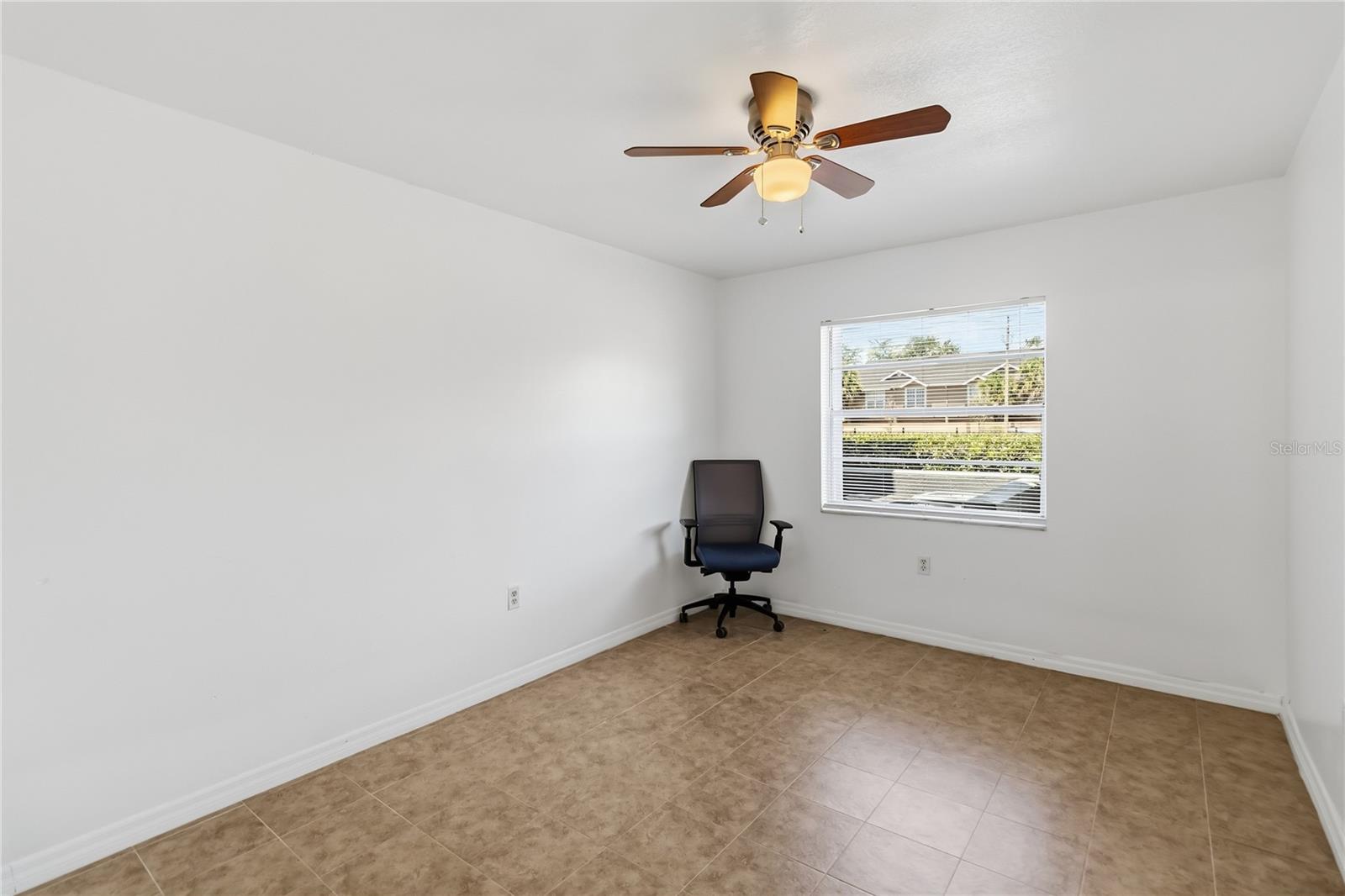 WINDMILL POINT CONDO - Residential Lease