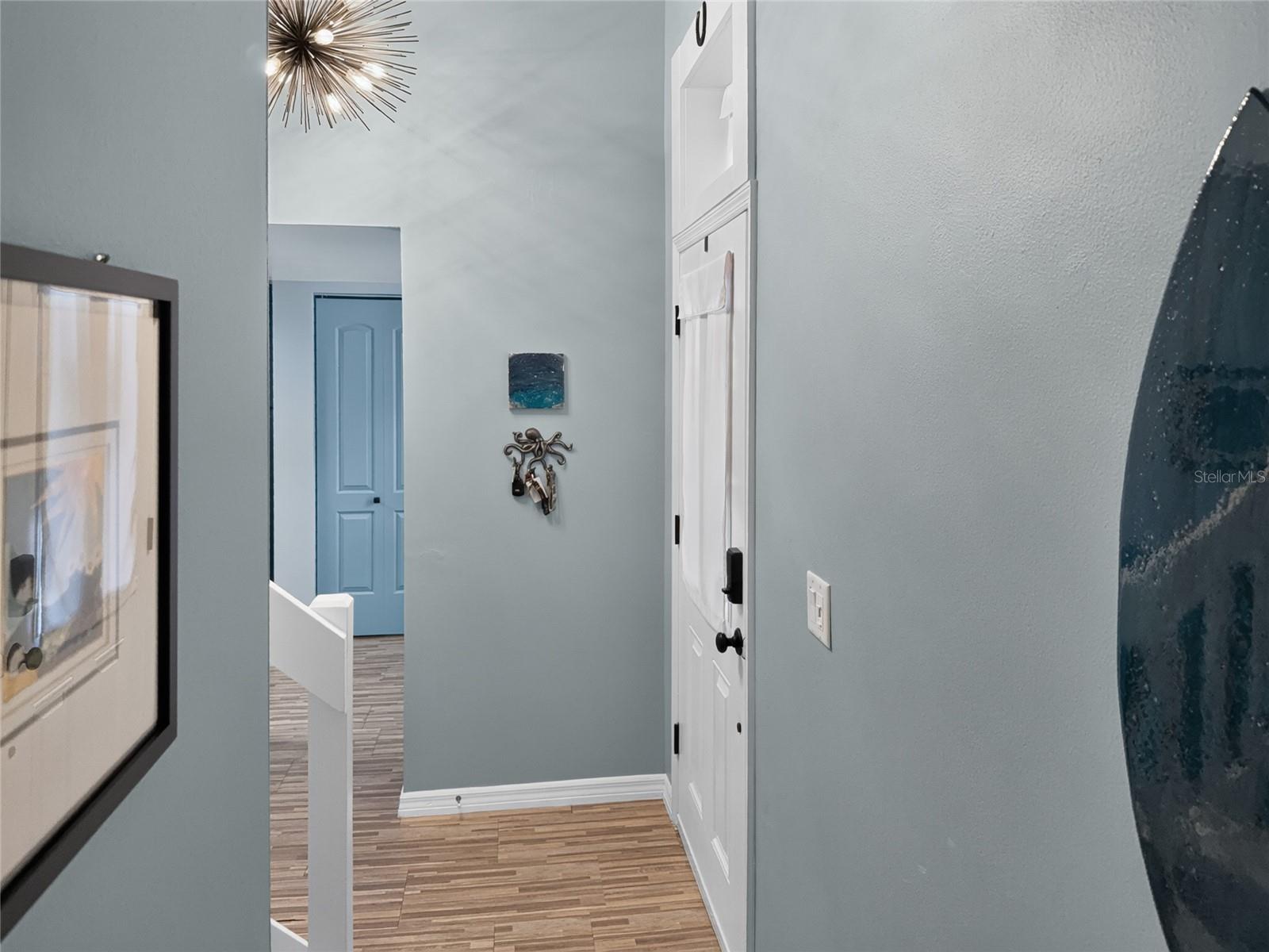 WESTCHESTER LAKE CONDO - Residential