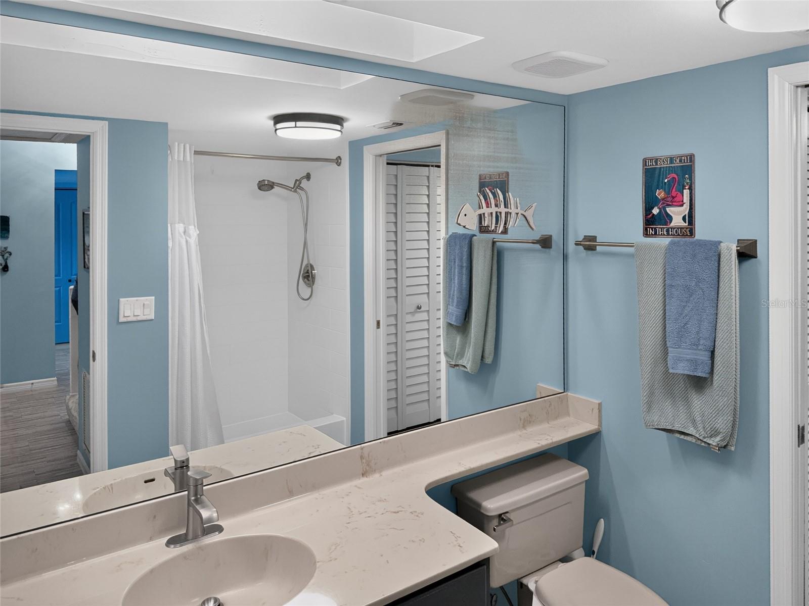WESTCHESTER LAKE CONDO - Residential
